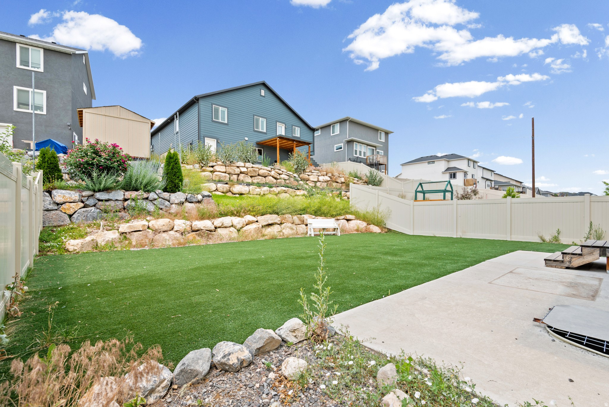 RIDGE - Residential
