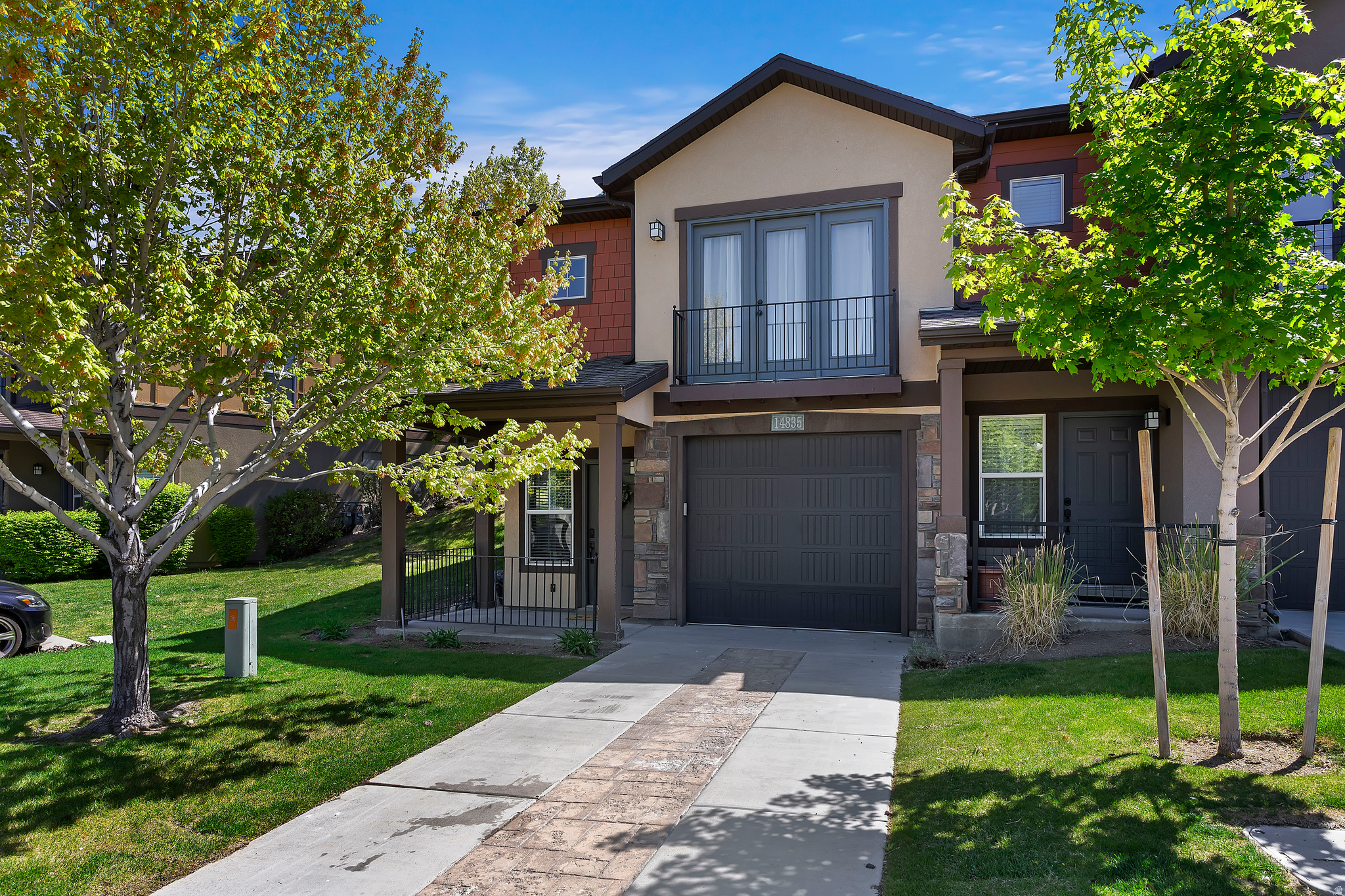 SOUTH MOUNTAIN - Residential