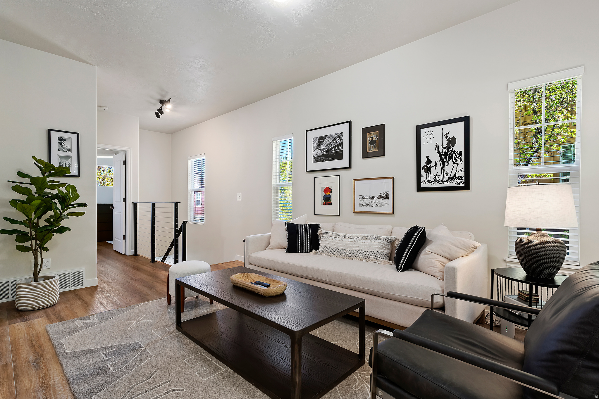 SOUTH MOUNTAIN - Residential