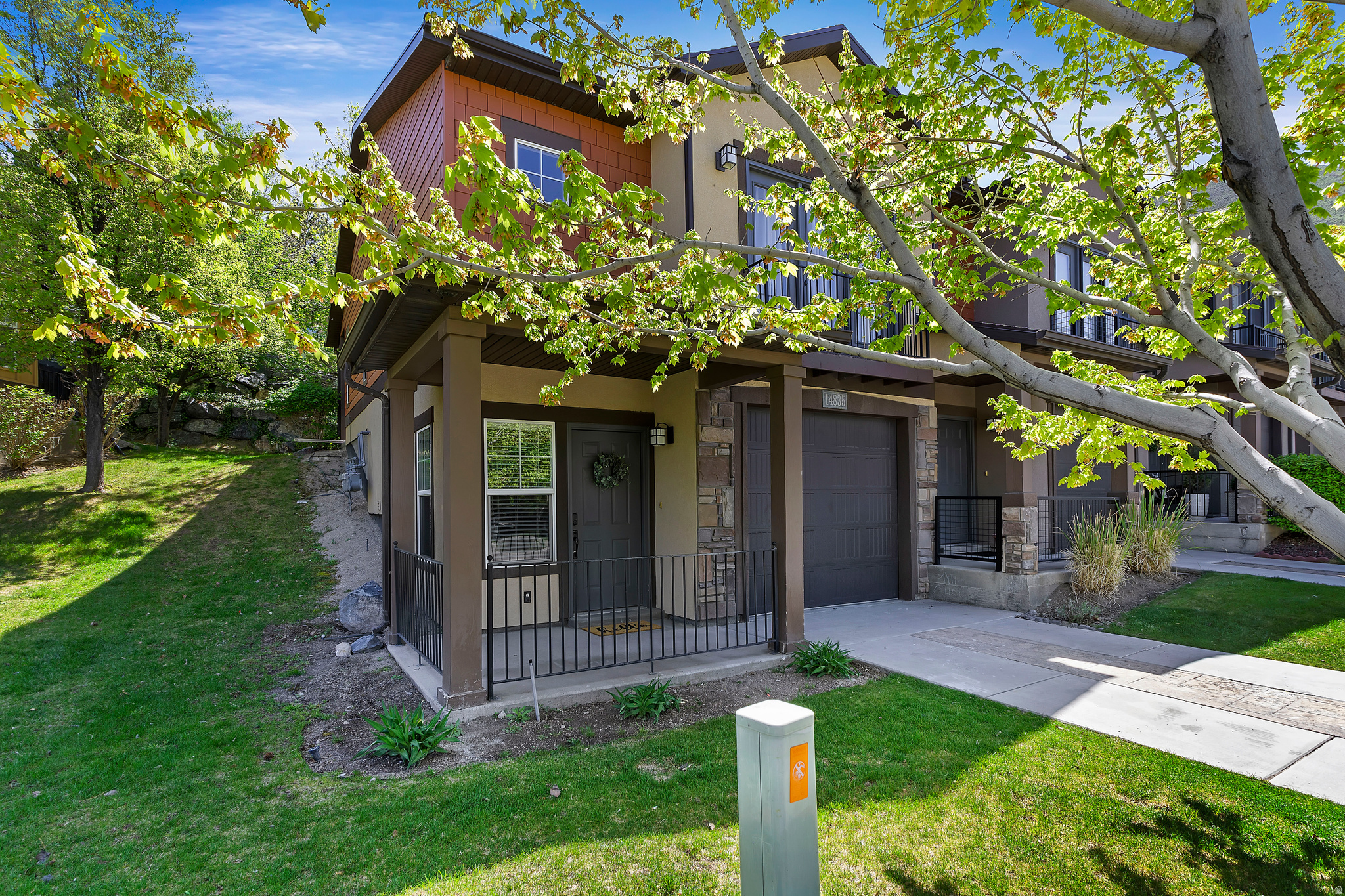 SOUTH MOUNTAIN - Residential