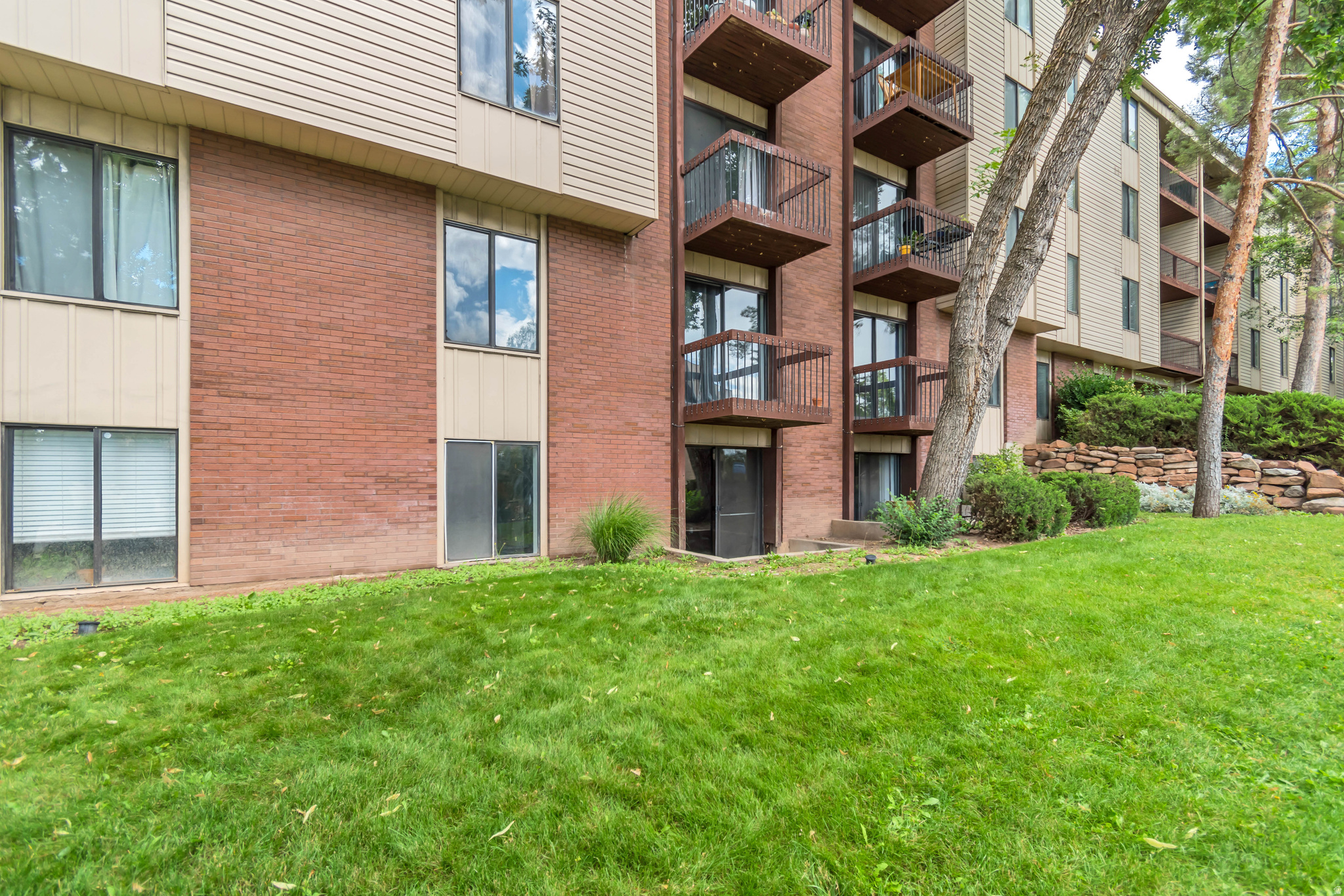 INCLINE TERRACE - Residential