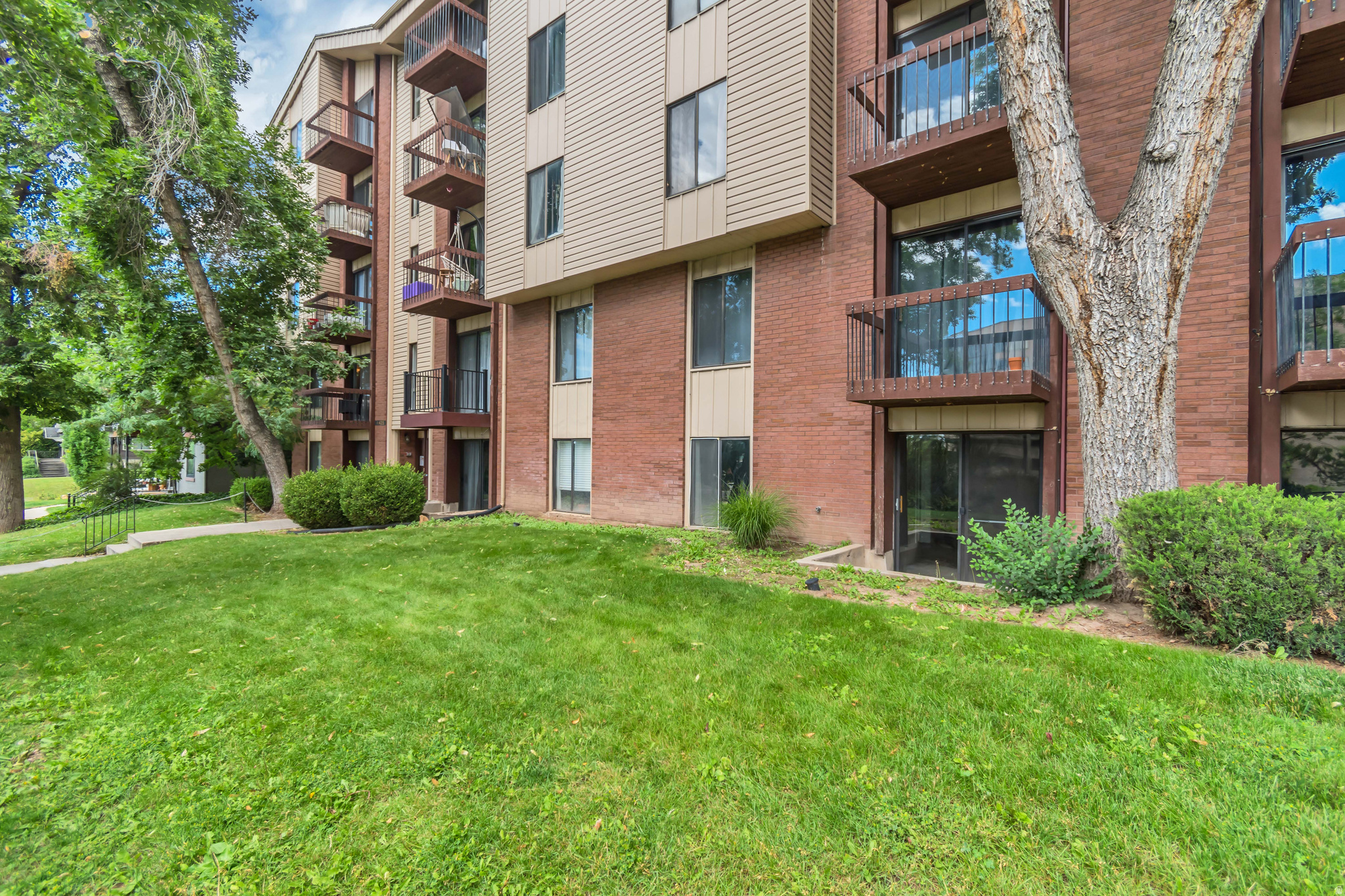 INCLINE TERRACE - Residential