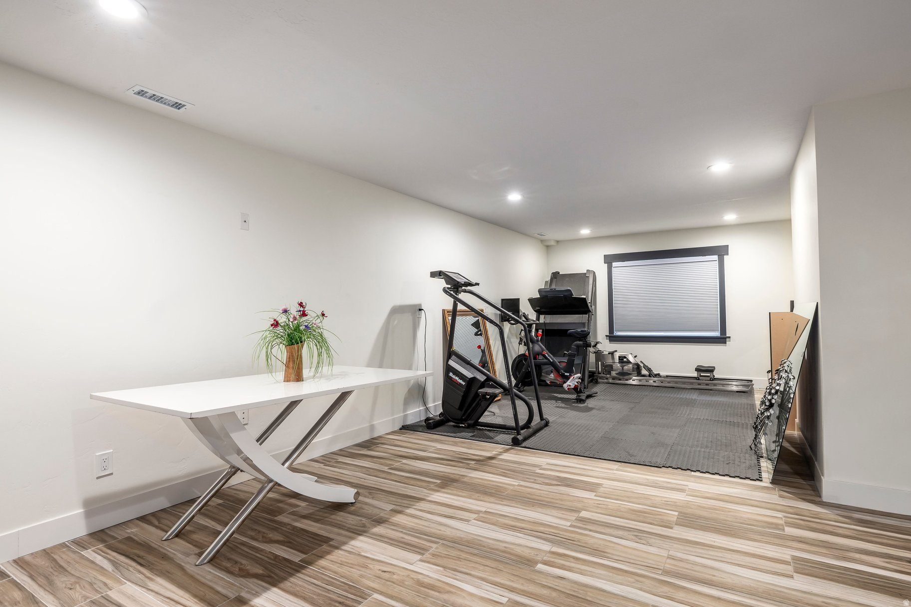 NOBLE VISTA - Residential