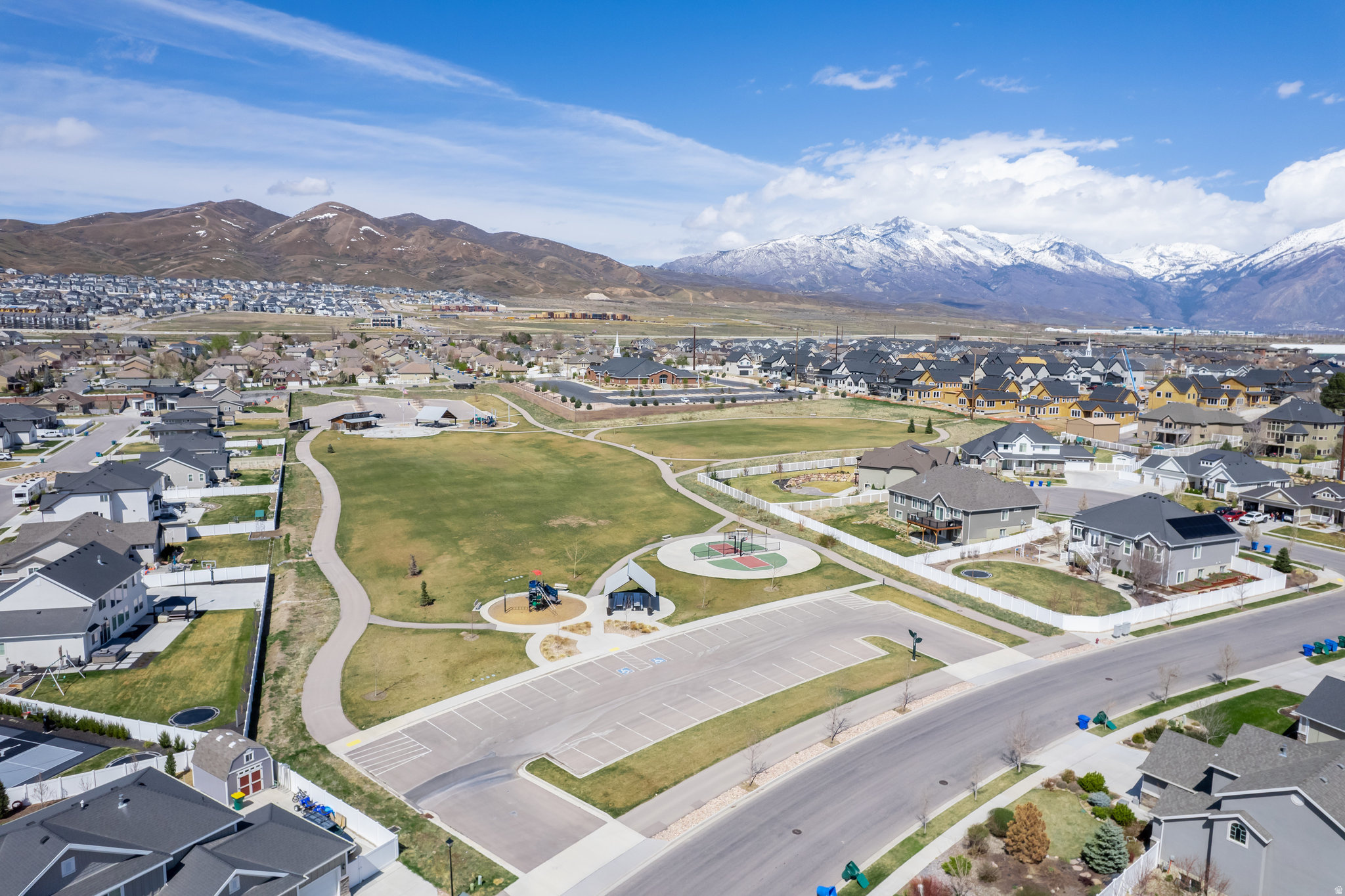 PARKSIDE - Residential