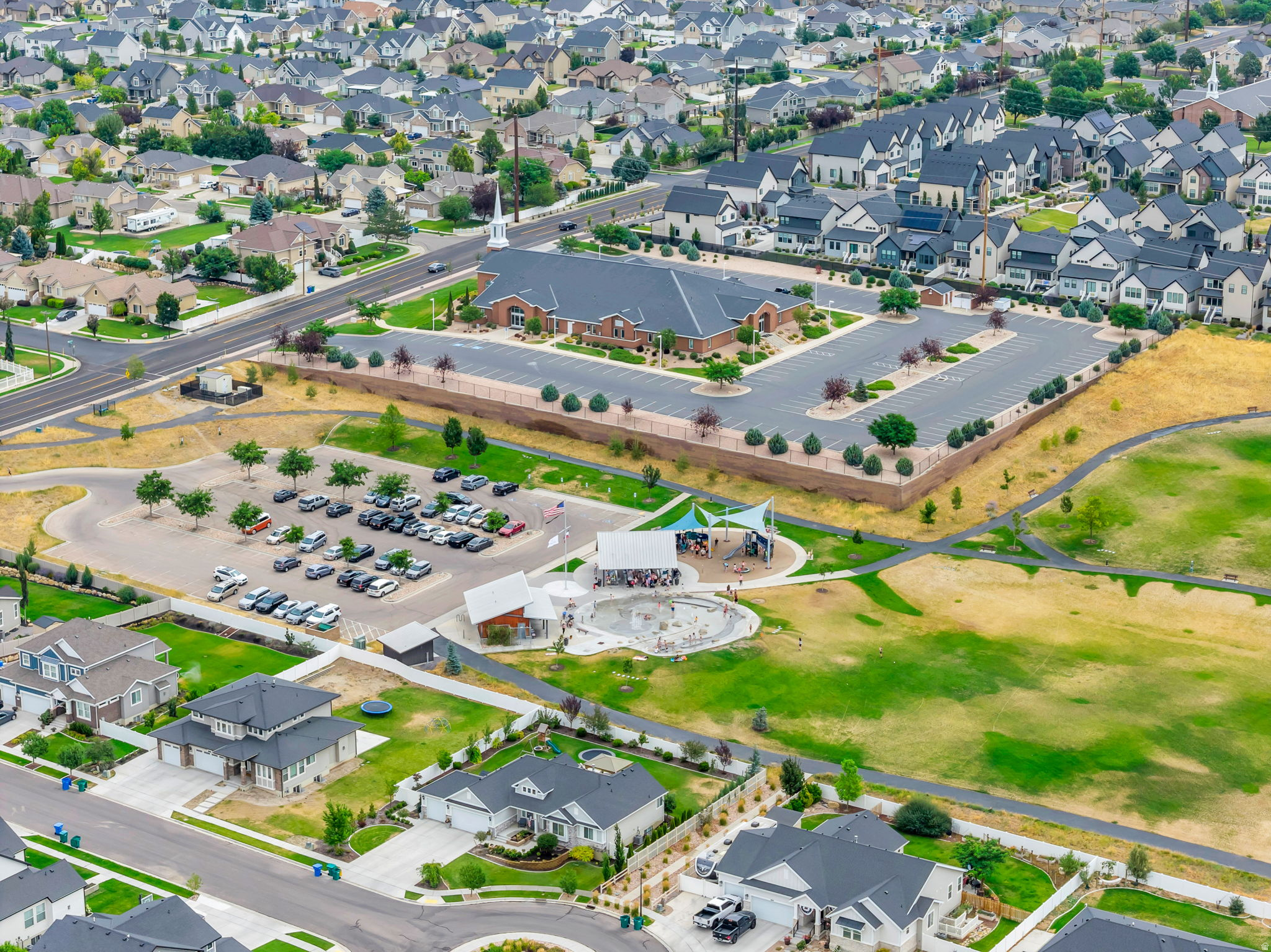 PARKSIDE - Residential