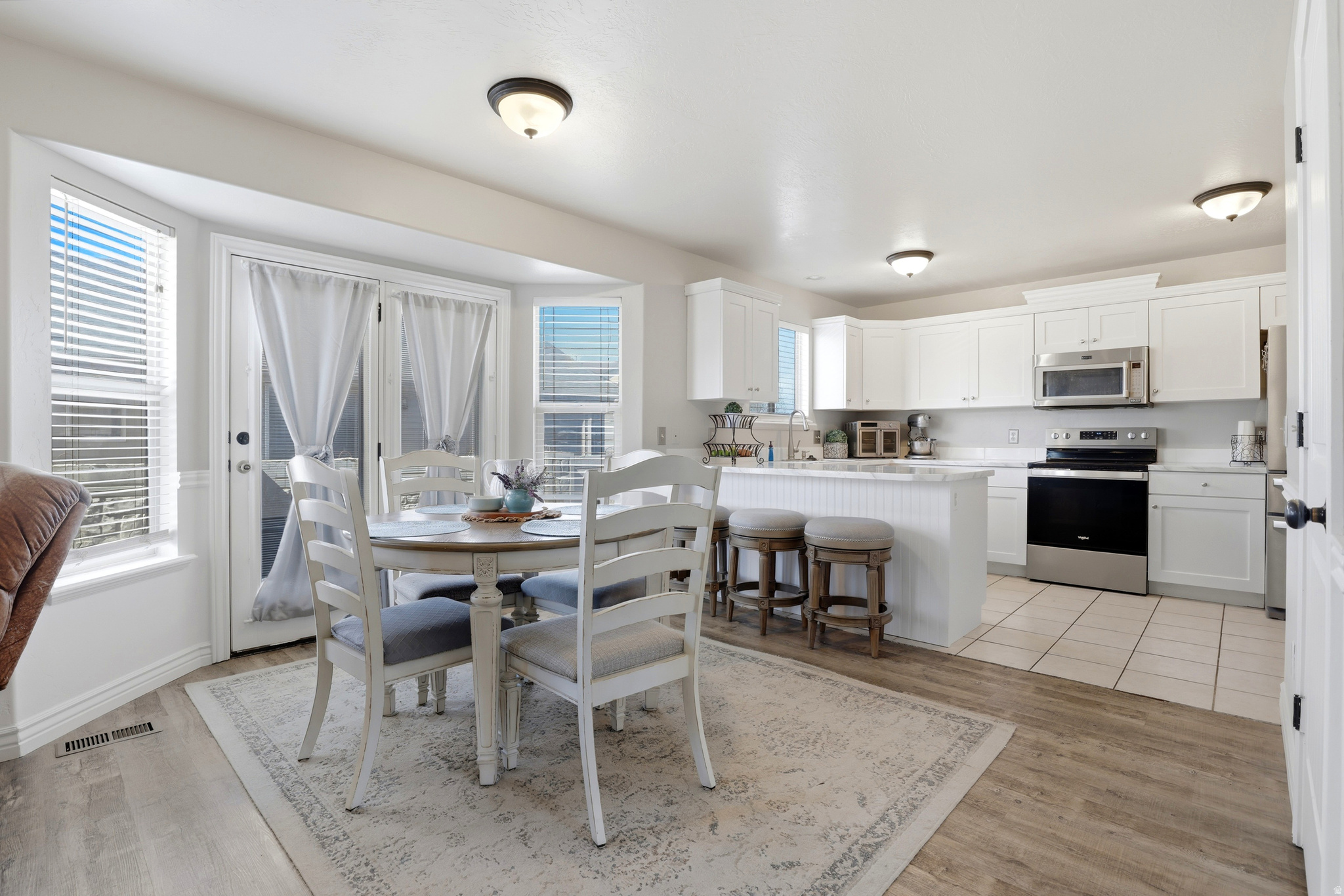 PARK MEADOWS - Residential