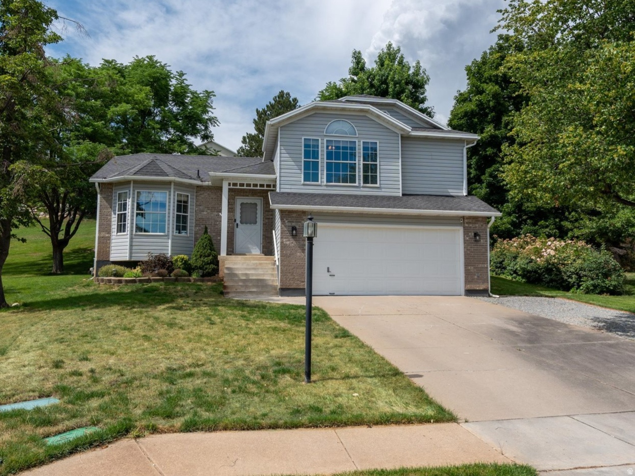 LAKEVIEW HEIGHTS - Residential