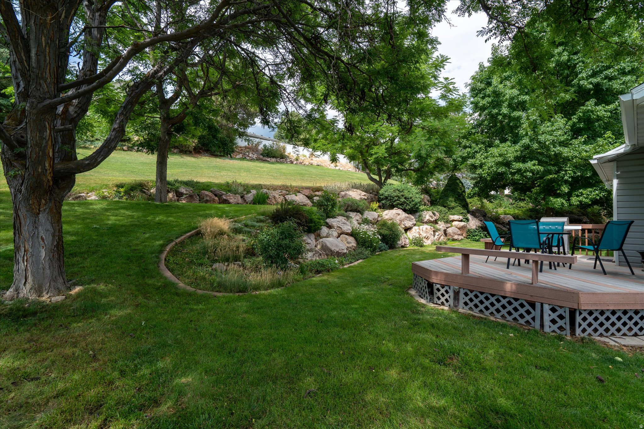 LAKEVIEW HEIGHTS - Residential
