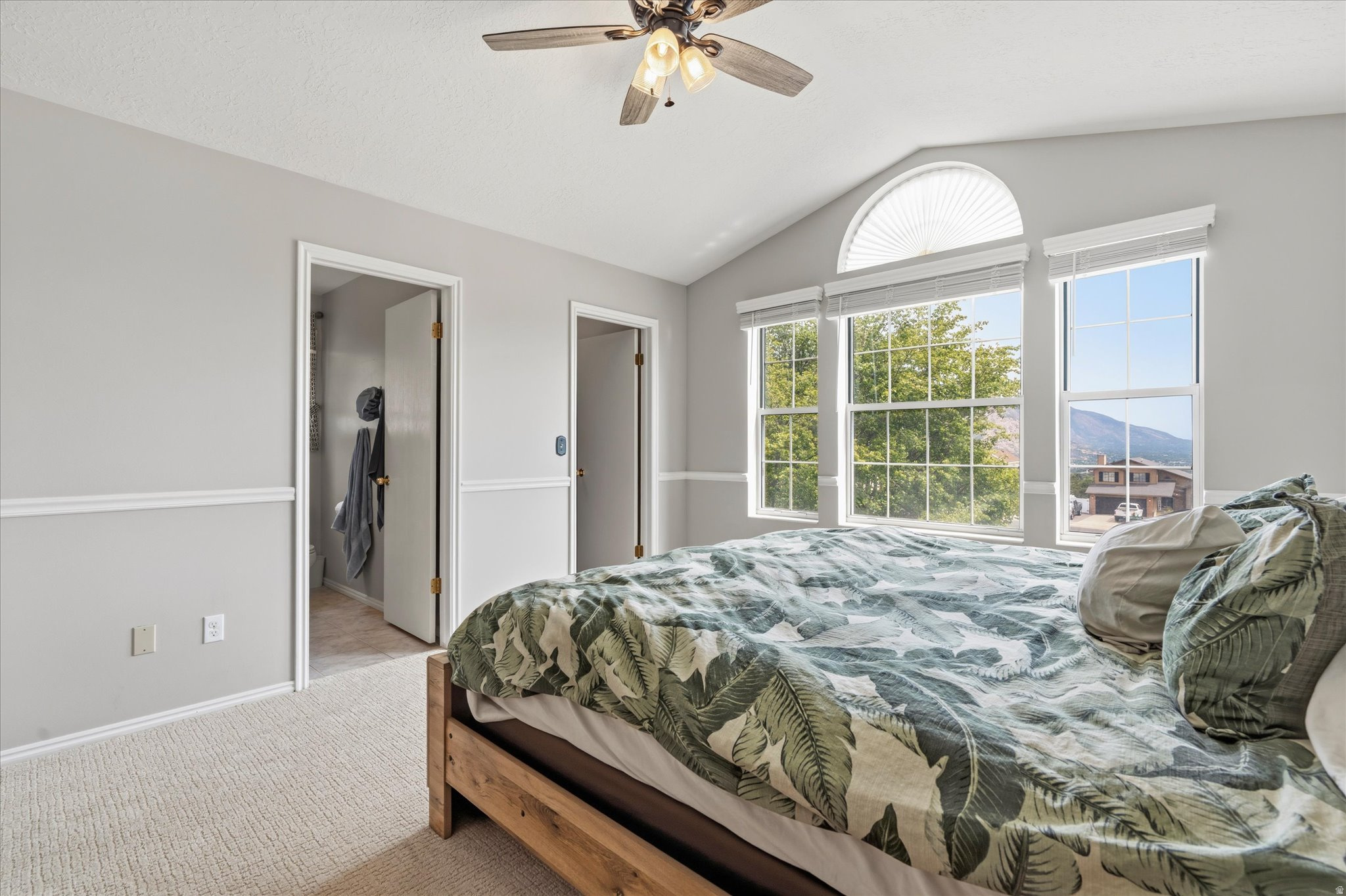 LAKEVIEW HEIGHTS - Residential