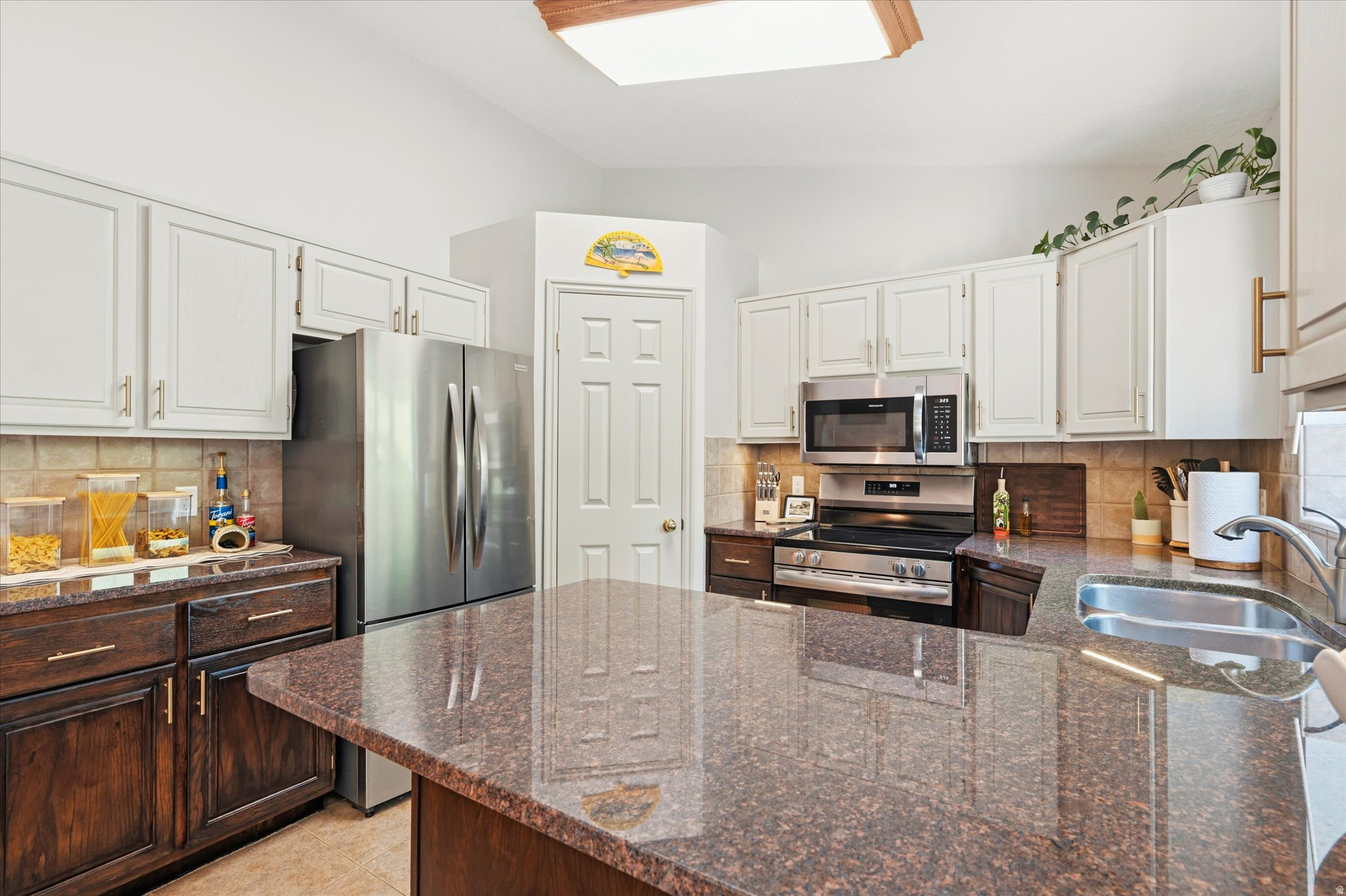 LAKEVIEW HEIGHTS - Residential