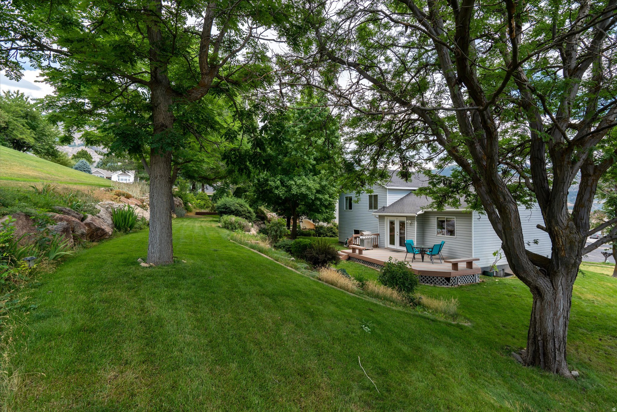 LAKEVIEW HEIGHTS - Residential
