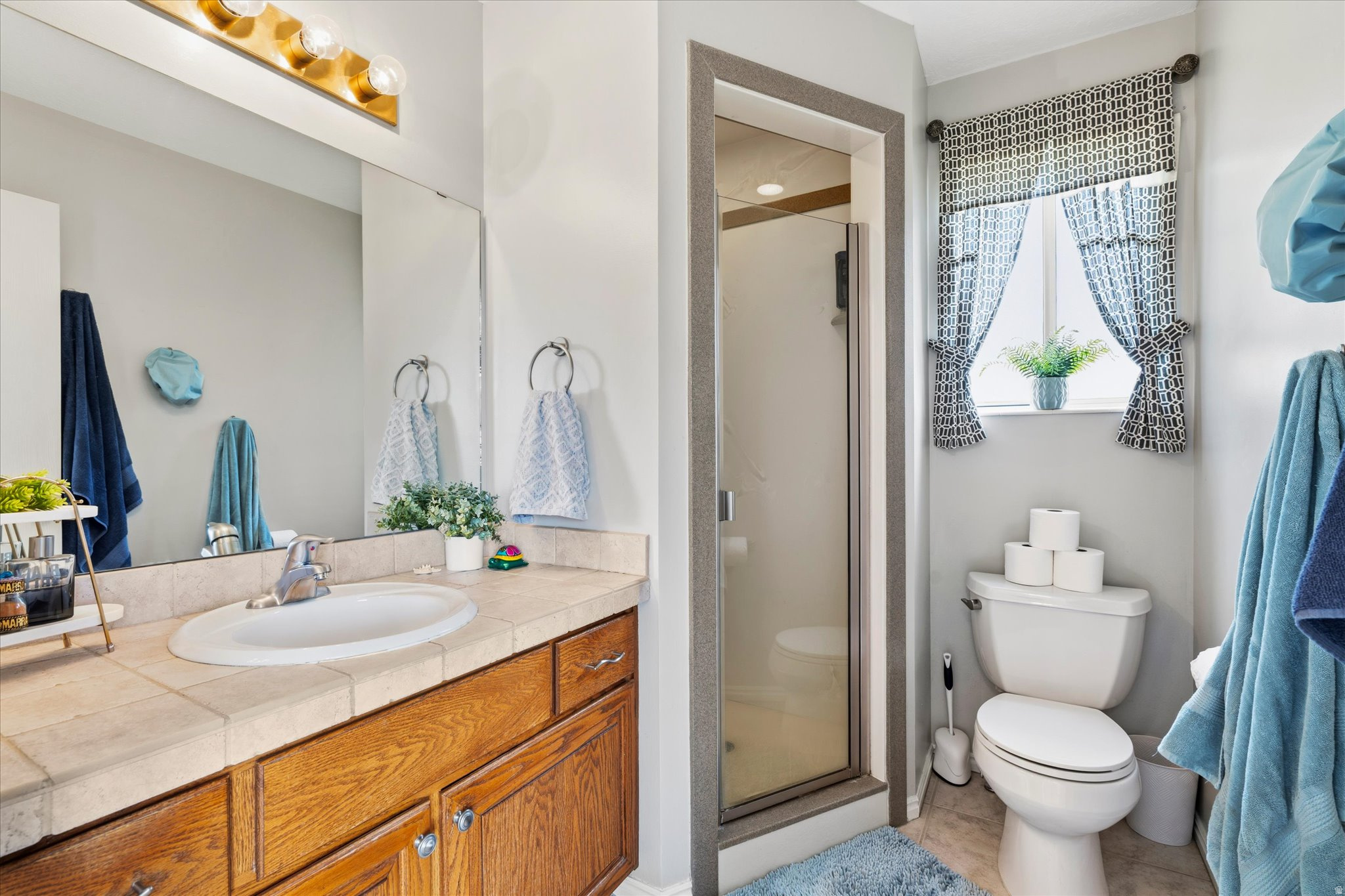 LAKEVIEW HEIGHTS - Residential