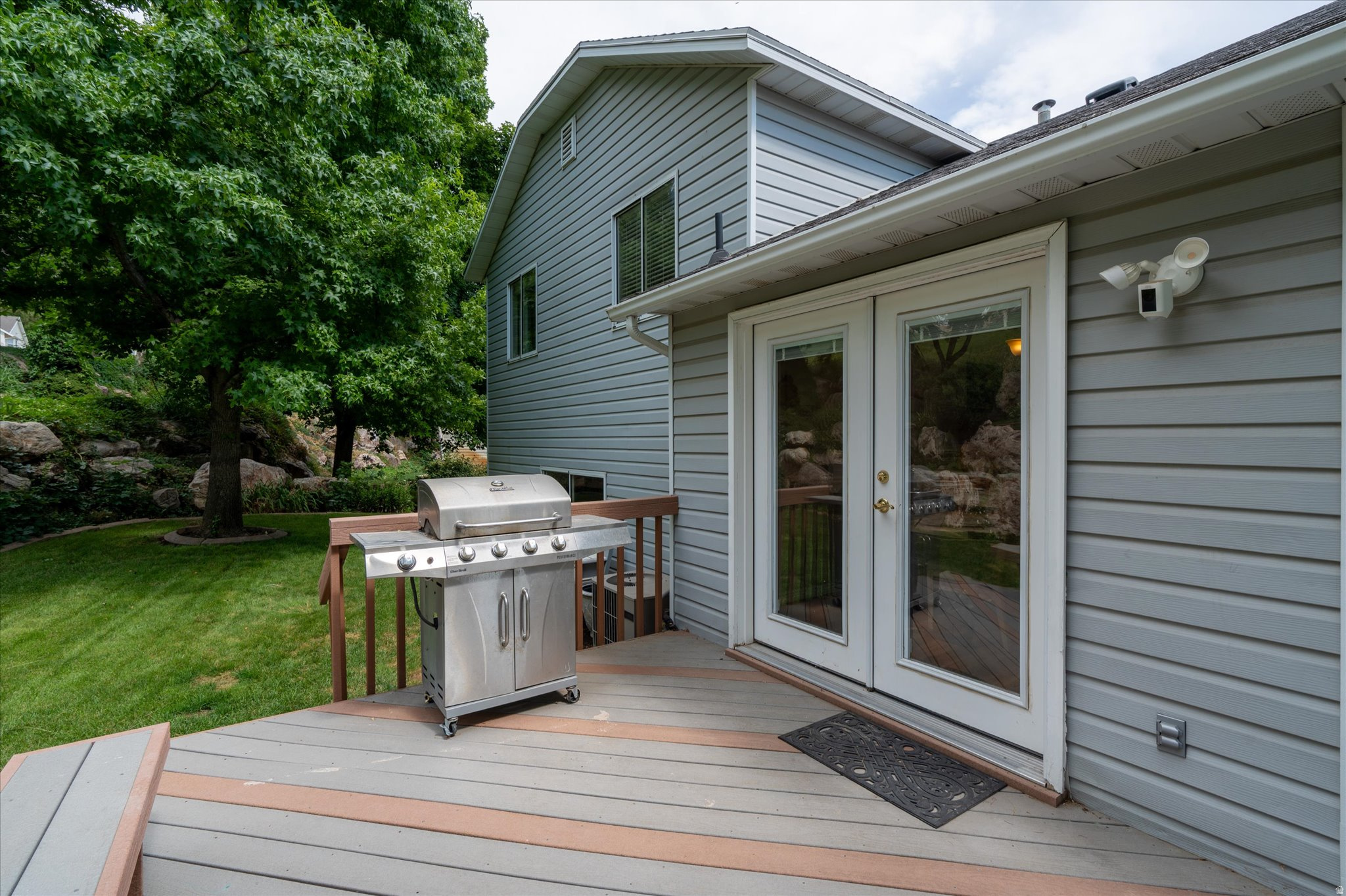 LAKEVIEW HEIGHTS - Residential