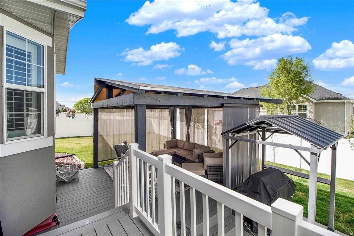 CRANEFIELD CLT 195 - Residential