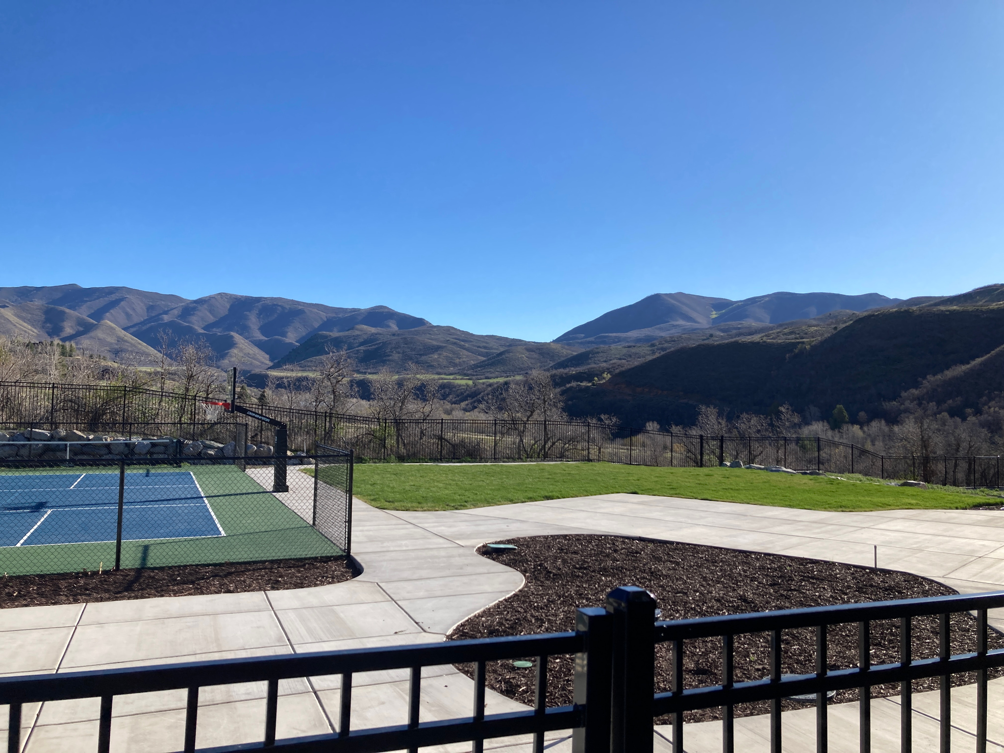 COTTAGES AT HOBBLECREEK - Residential