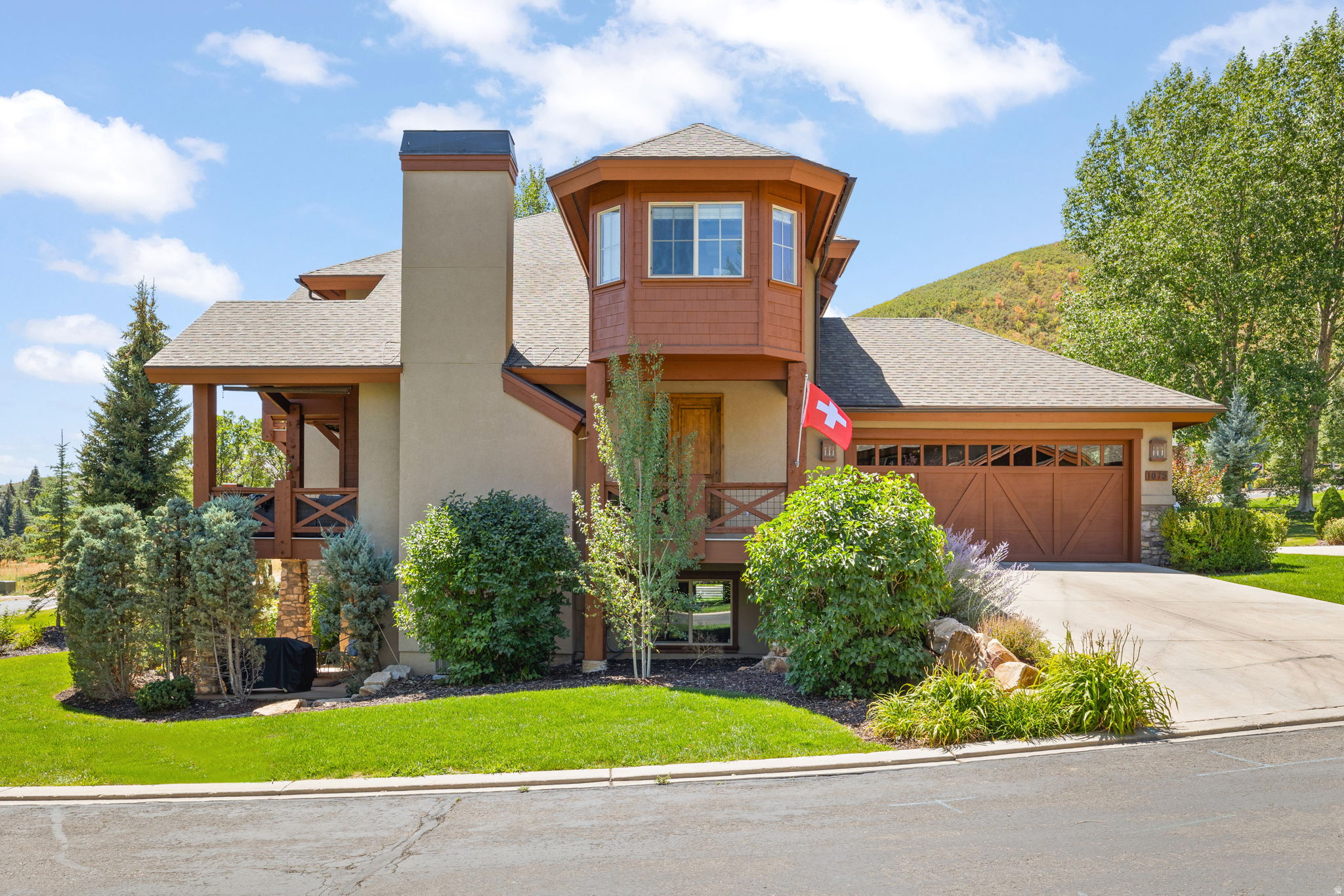 TURNBERRY - Residential
