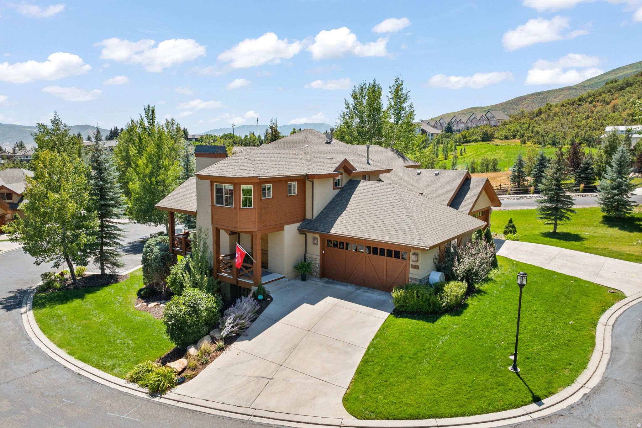 TURNBERRY - Residential
