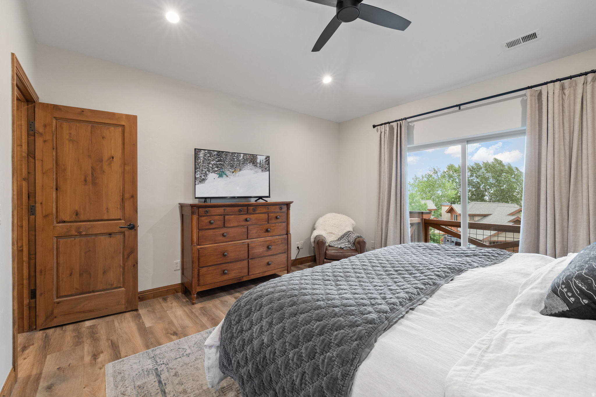 TURNBERRY - Residential
