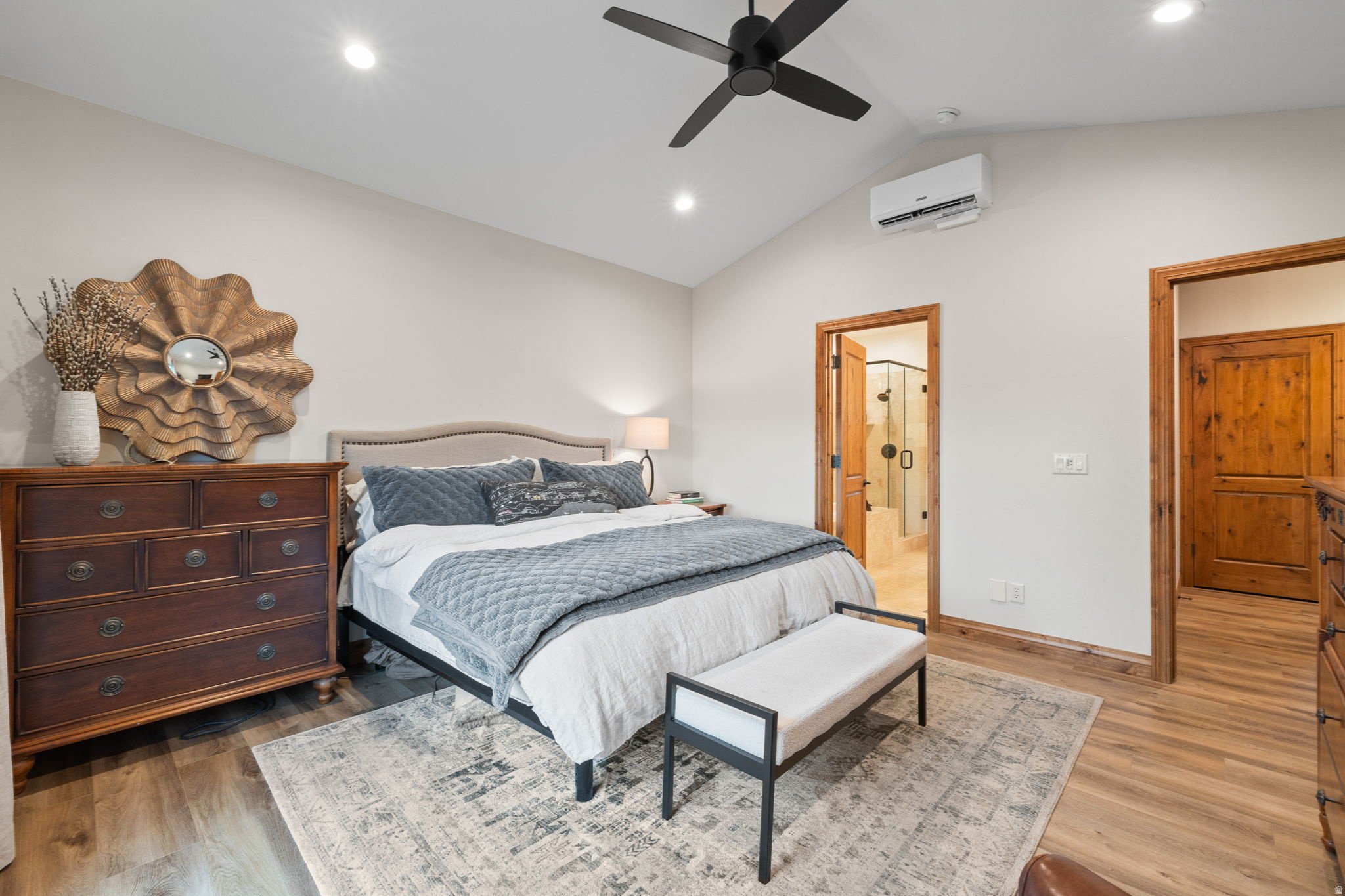 TURNBERRY - Residential