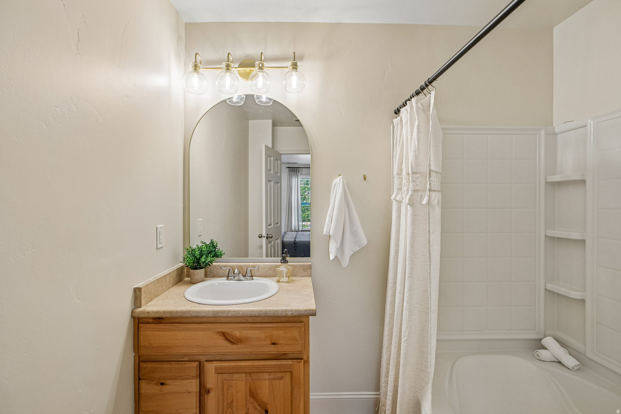 DAYBREAK TOWNHOME 1 - Residential