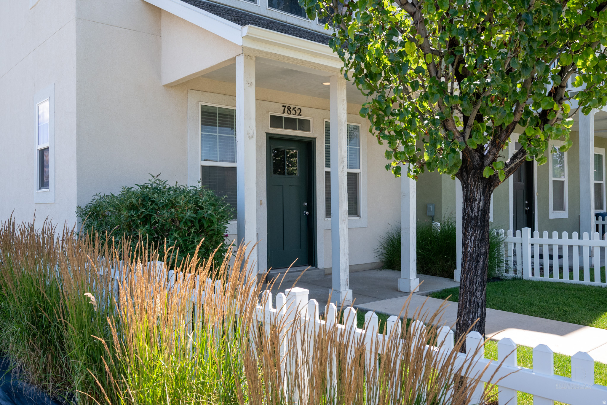 Like-new row-end unit. All 3 bedrooms have a private bathroom, with an extra powder room on the main floor for guests. Extra room on main floor that could be easily converted to a bedroom by adding a closet, or keep as an office or exercise room. Located in a prime area of West Jordan, close to shops, restaurants, and parks, with quick access to the Mountain View Corridor. Square footage figures are provided as a courtesy estimate only and were obtained from county records. Buyer is advised to obtain an independent measurement.