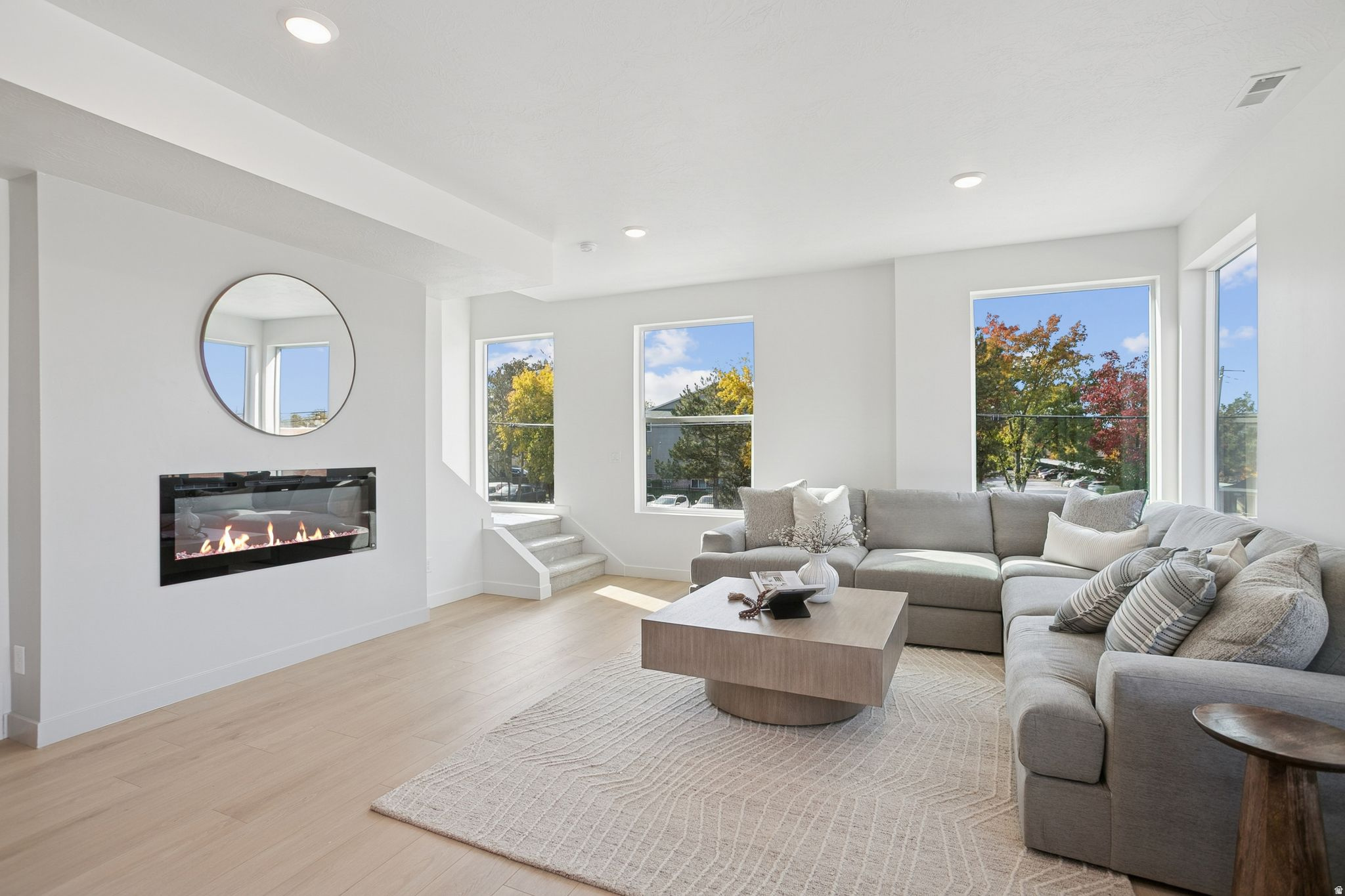 300 LOFTS - Residential