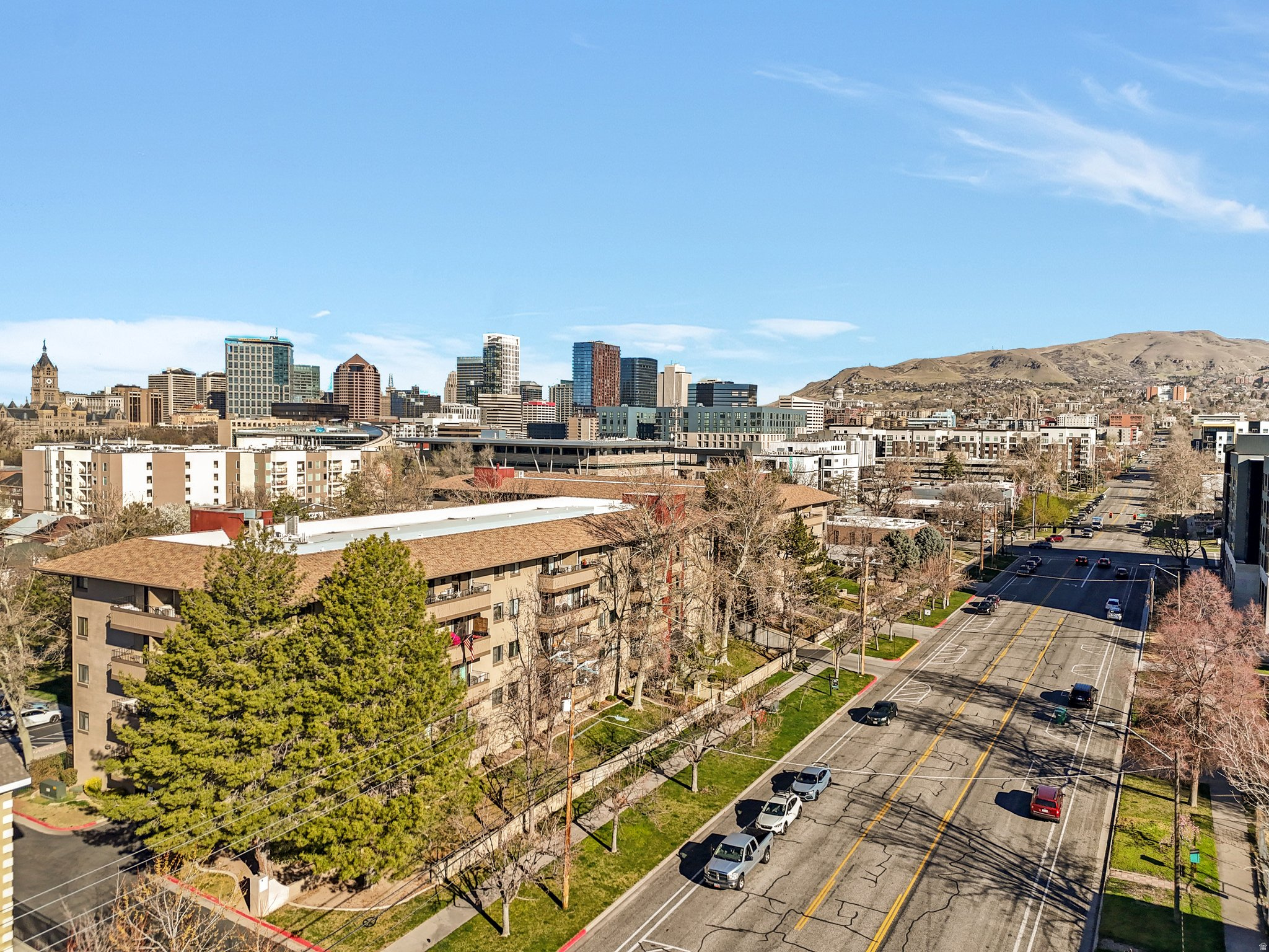 TOWNE PARK - Residential