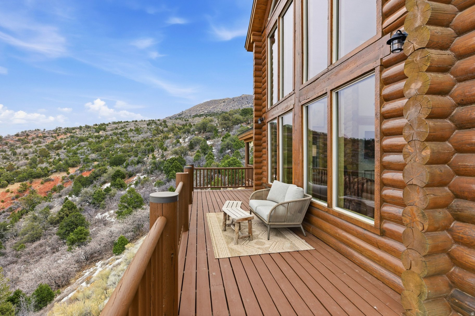 CEDAR HIGHLANDS - Residential