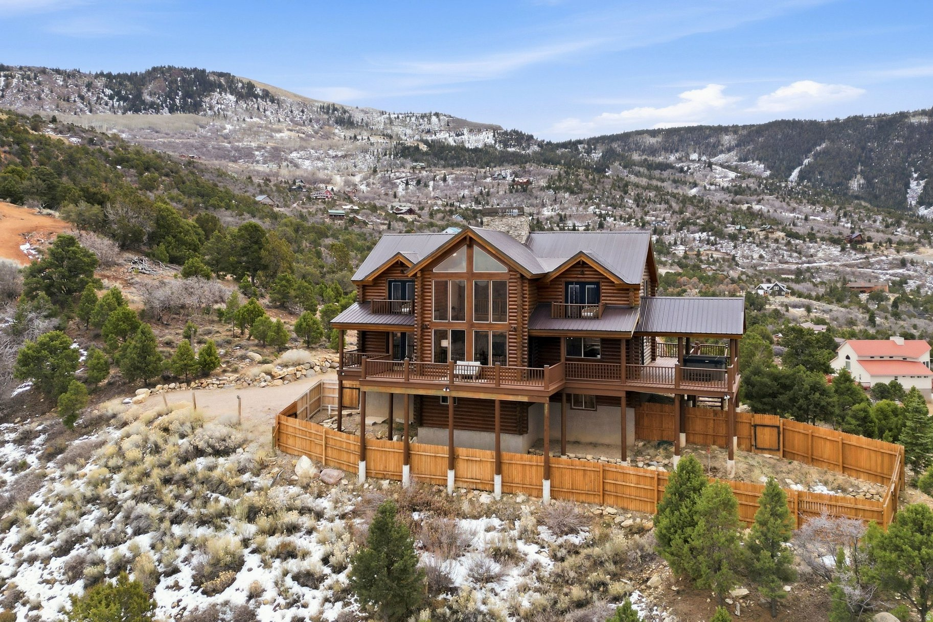 CEDAR HIGHLANDS - Residential