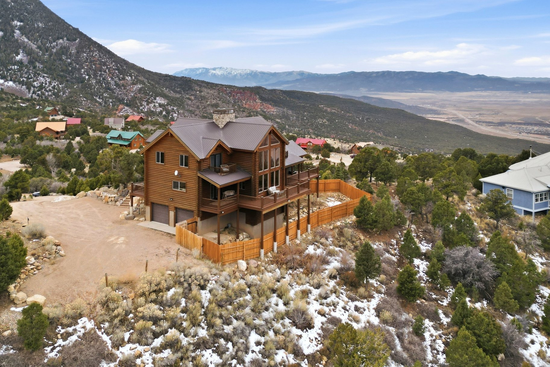 CEDAR HIGHLANDS - Residential