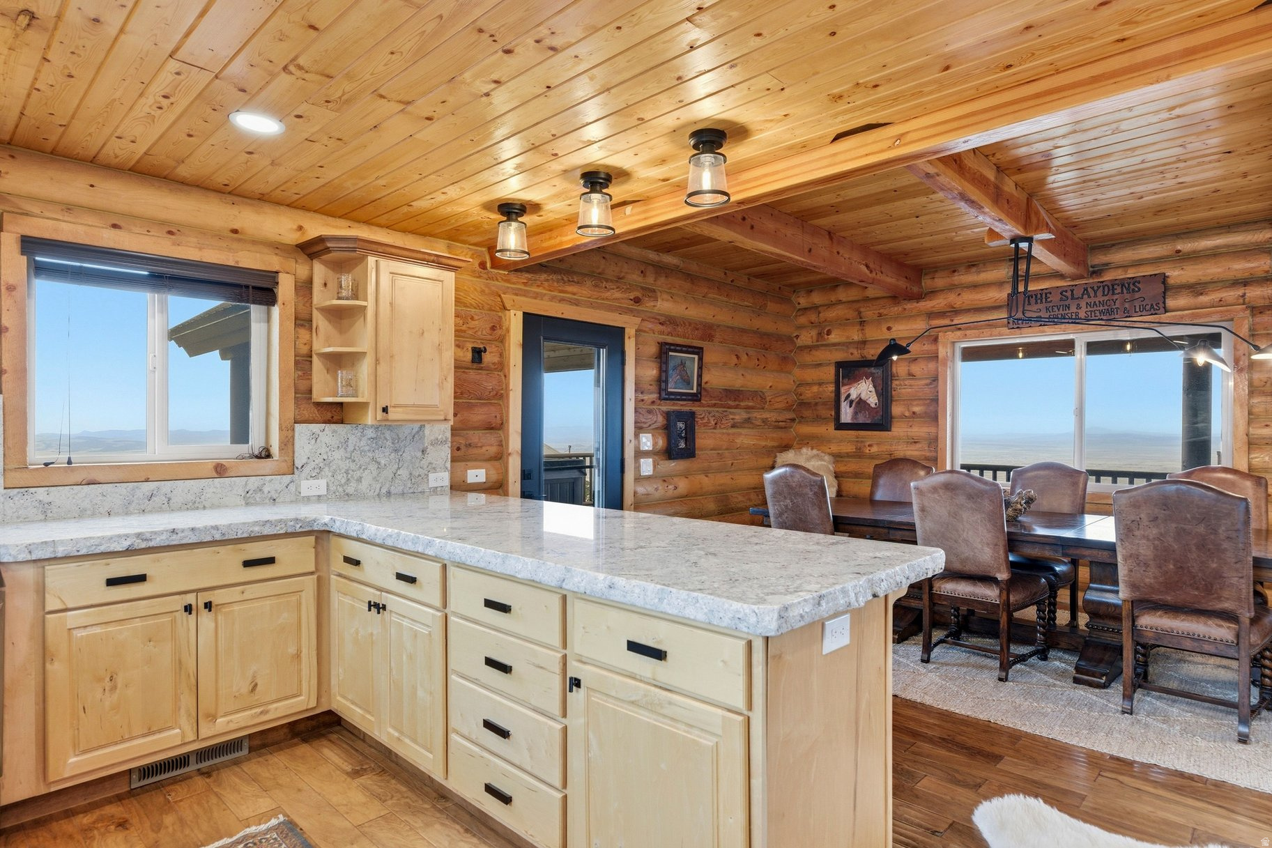 CEDAR HIGHLANDS - Residential
