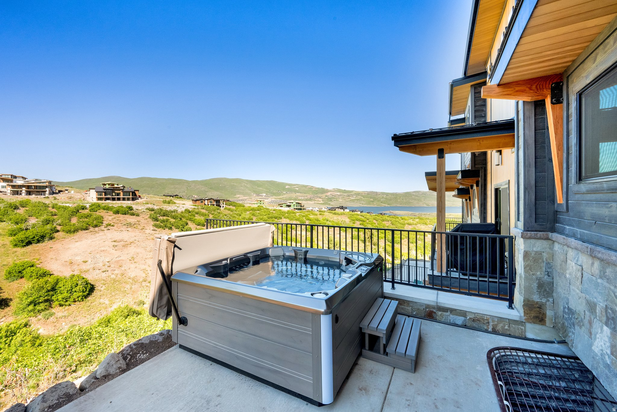 SAGE HEN - Residential