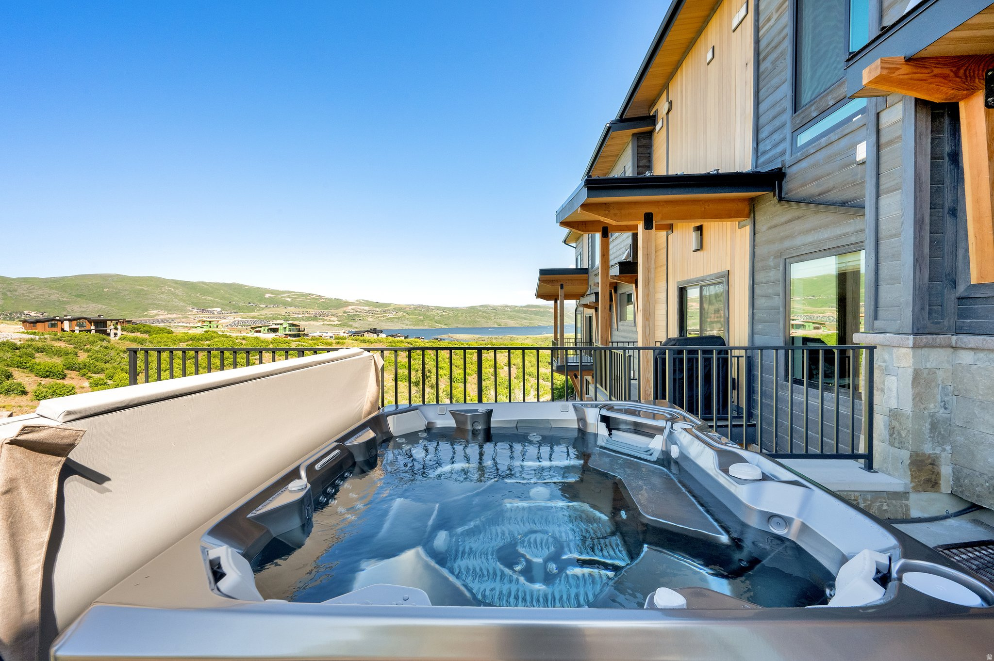 SAGE HEN - Residential