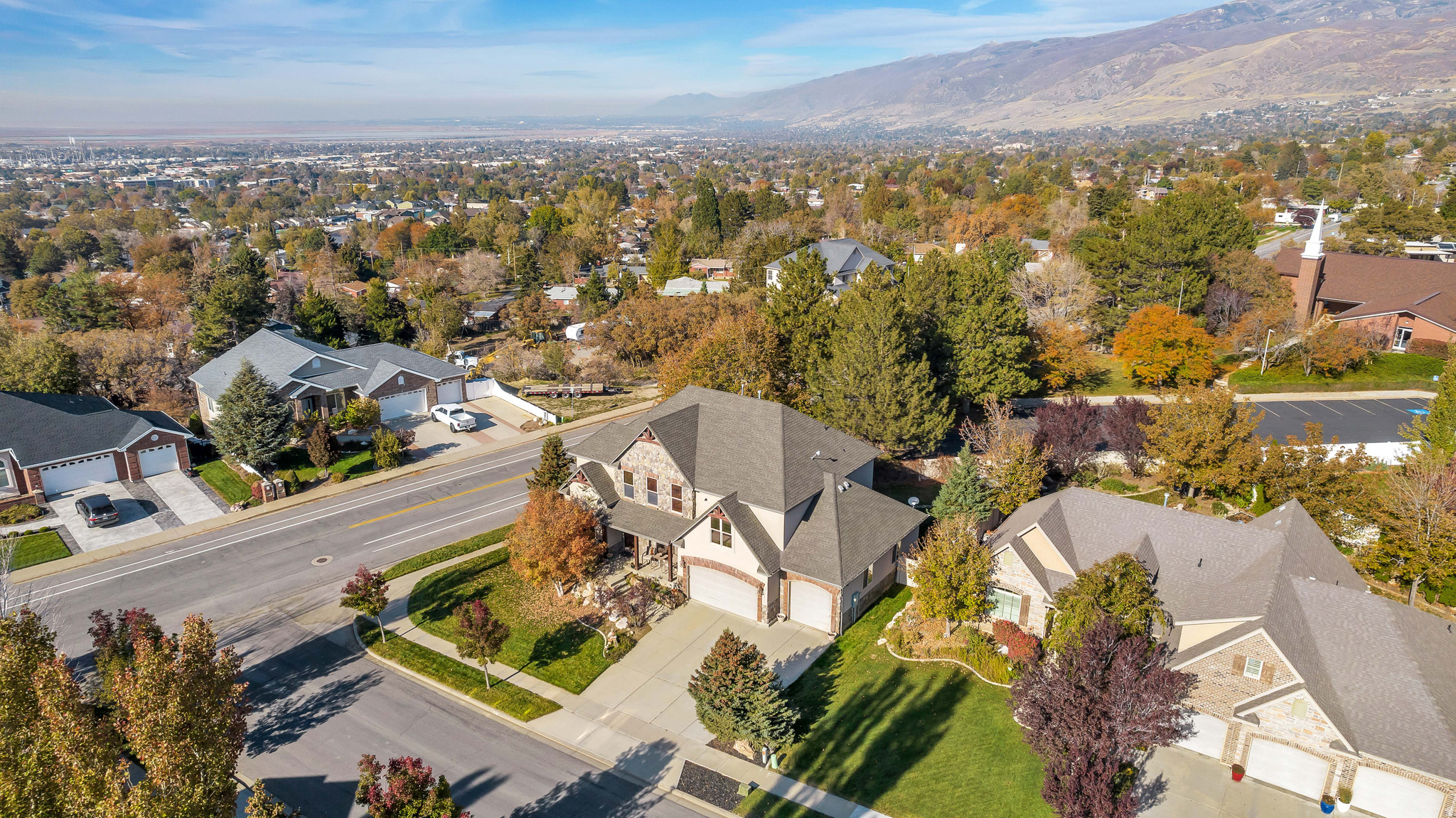 LEWIS PARK - Residential