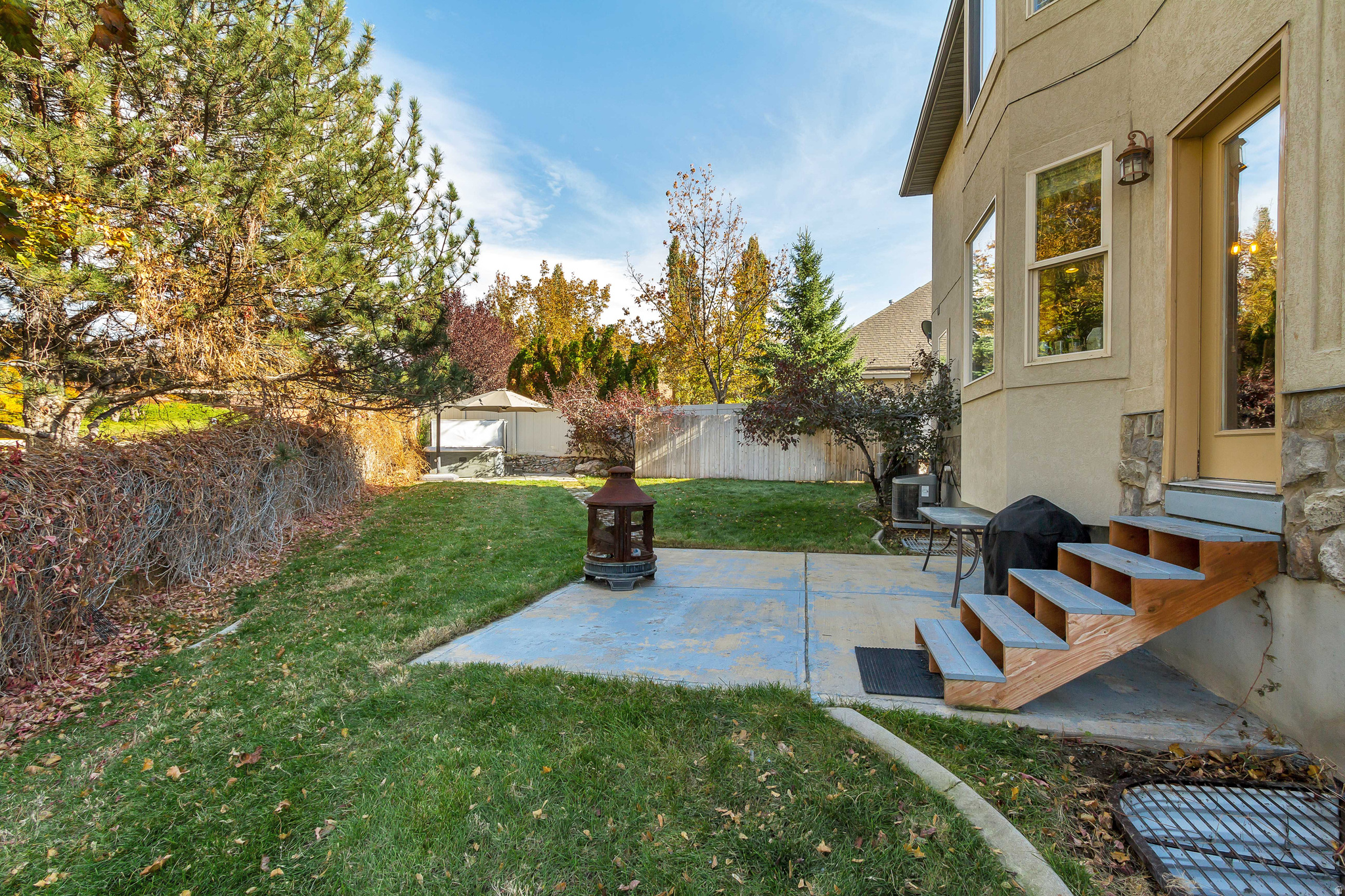 LEWIS PARK - Residential