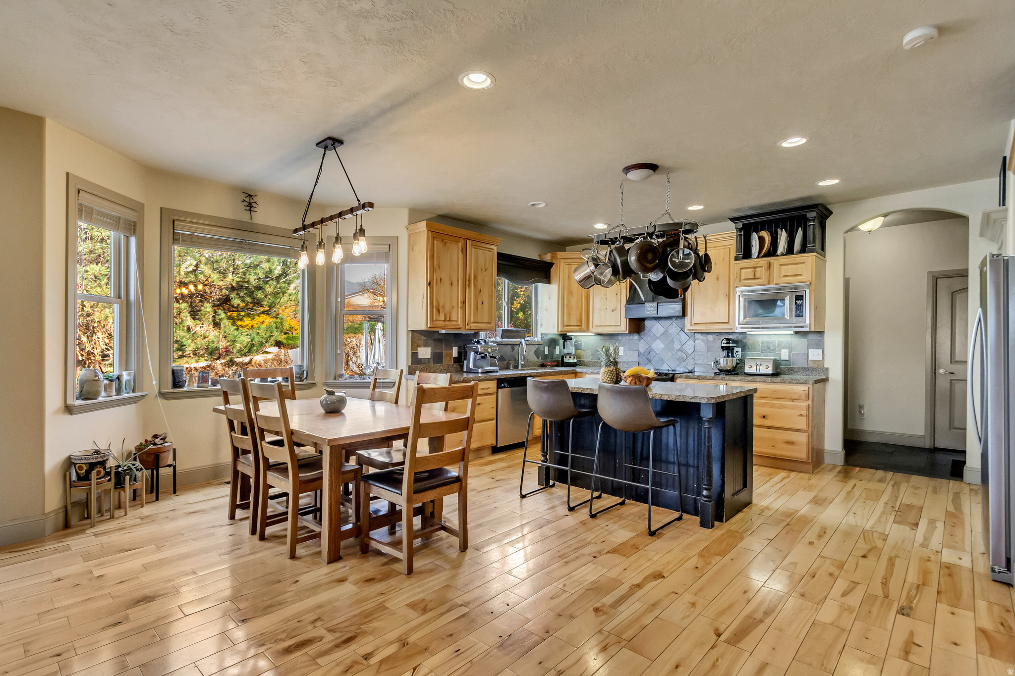 LEWIS PARK - Residential