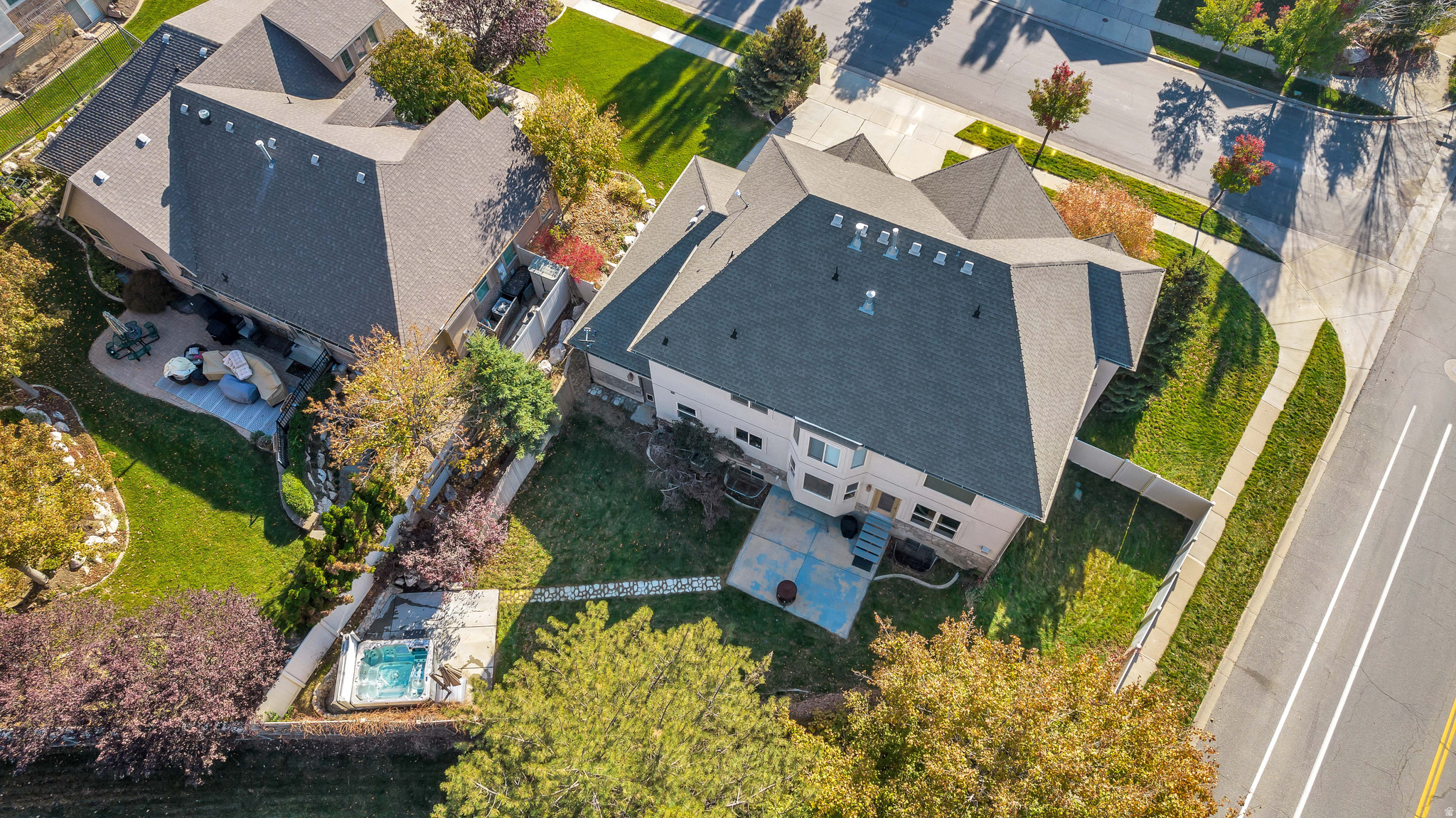 LEWIS PARK - Residential