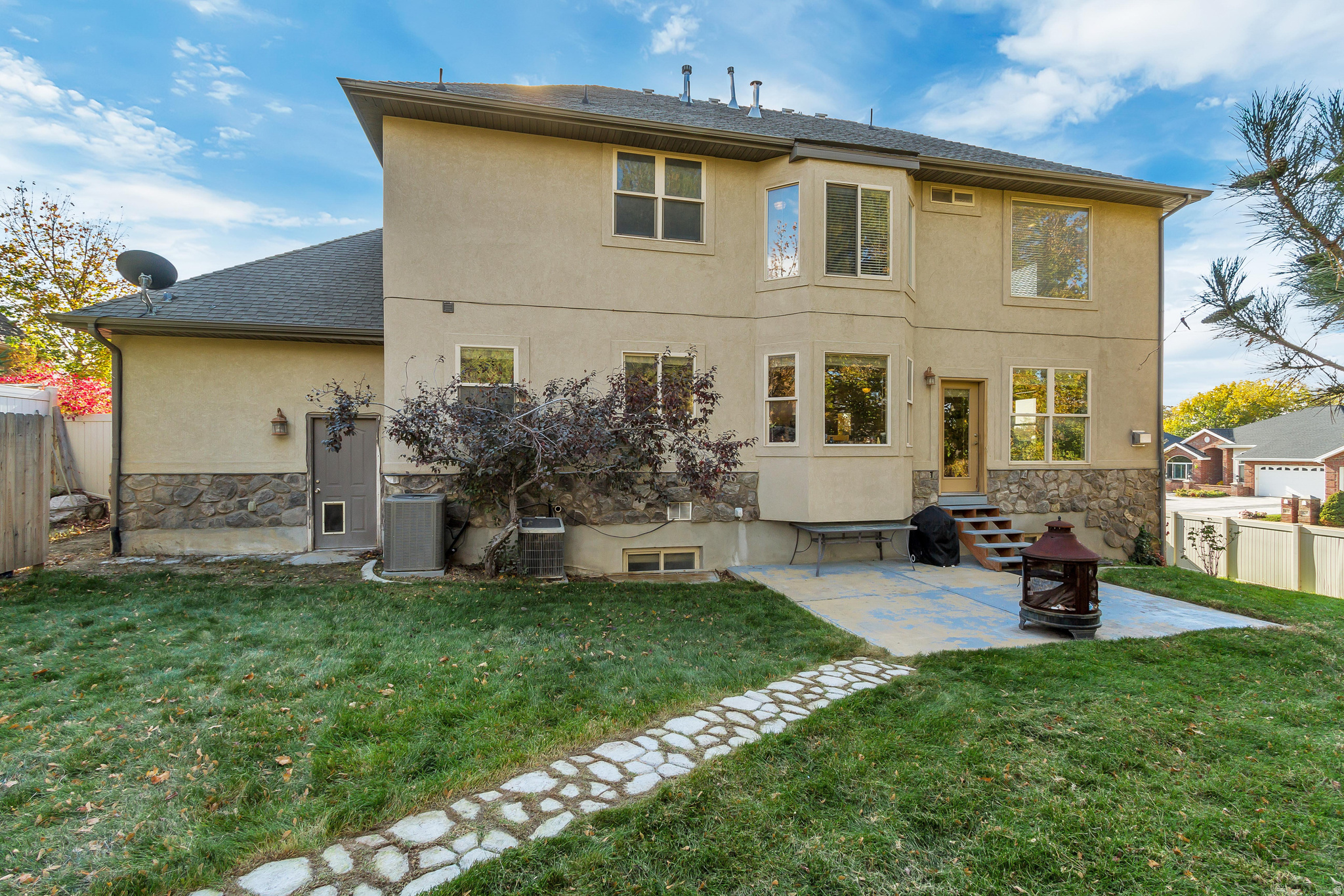 LEWIS PARK - Residential