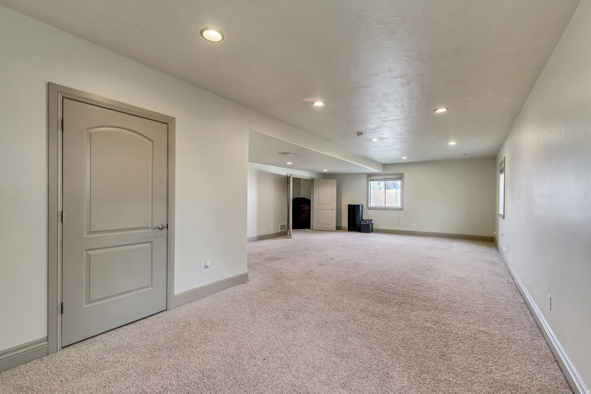 LEWIS PARK - Residential