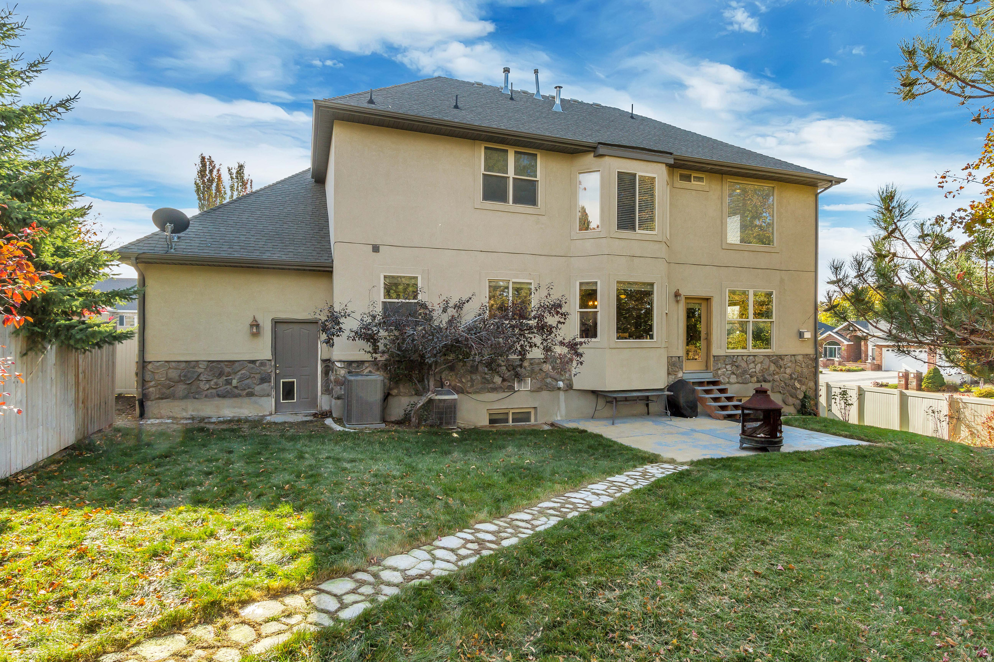 LEWIS PARK - Residential