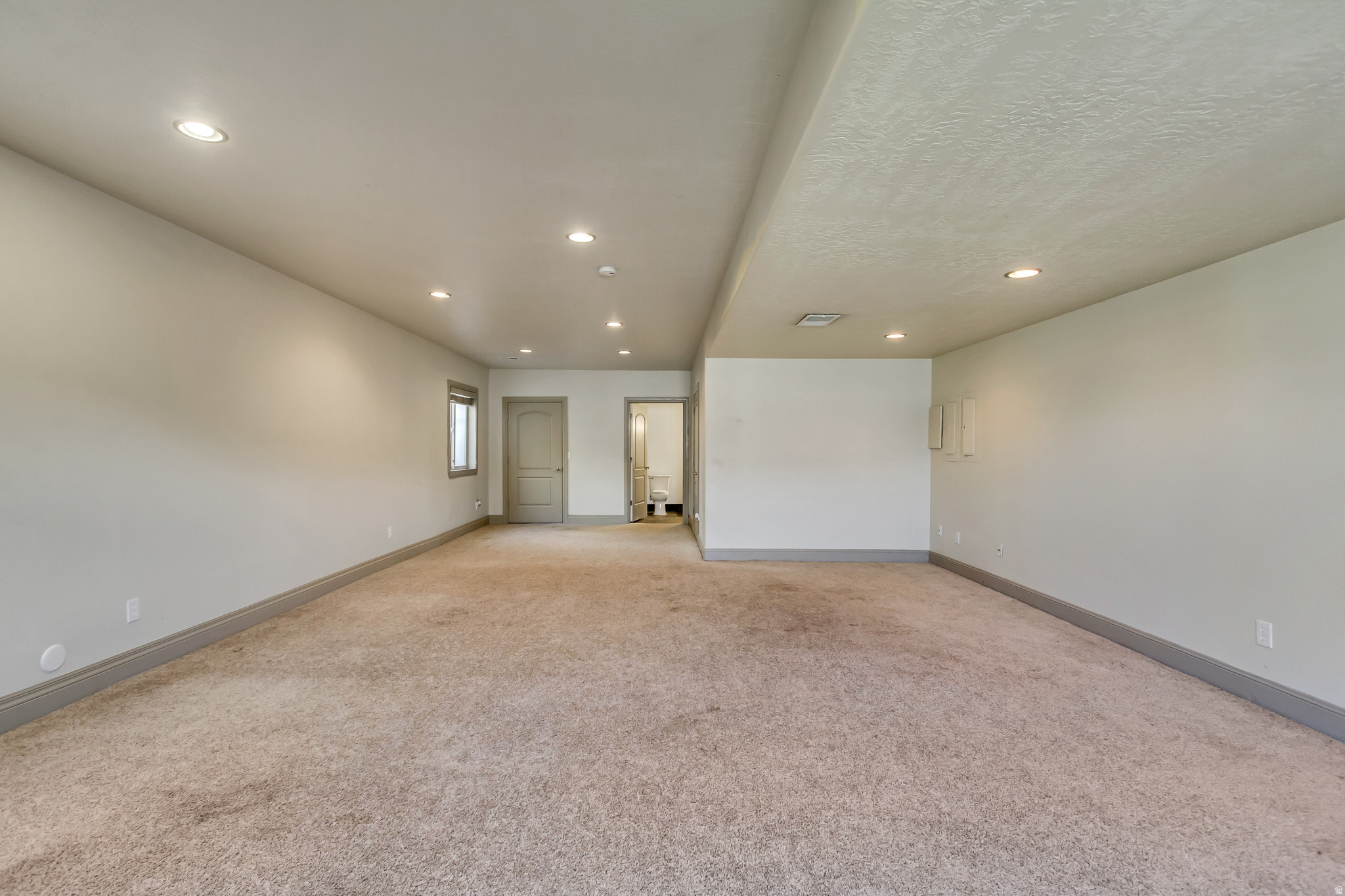 LEWIS PARK - Residential