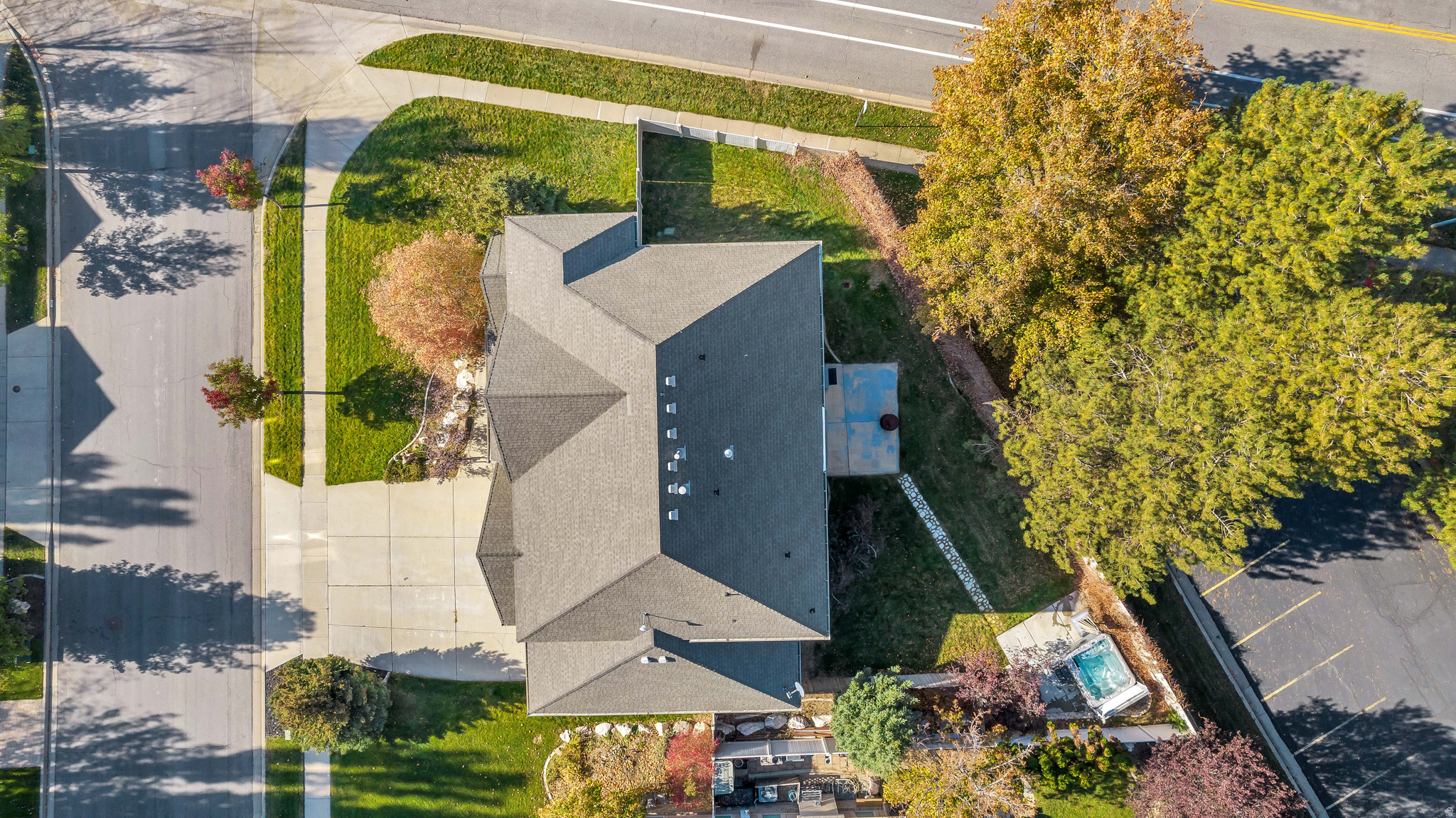 LEWIS PARK - Residential