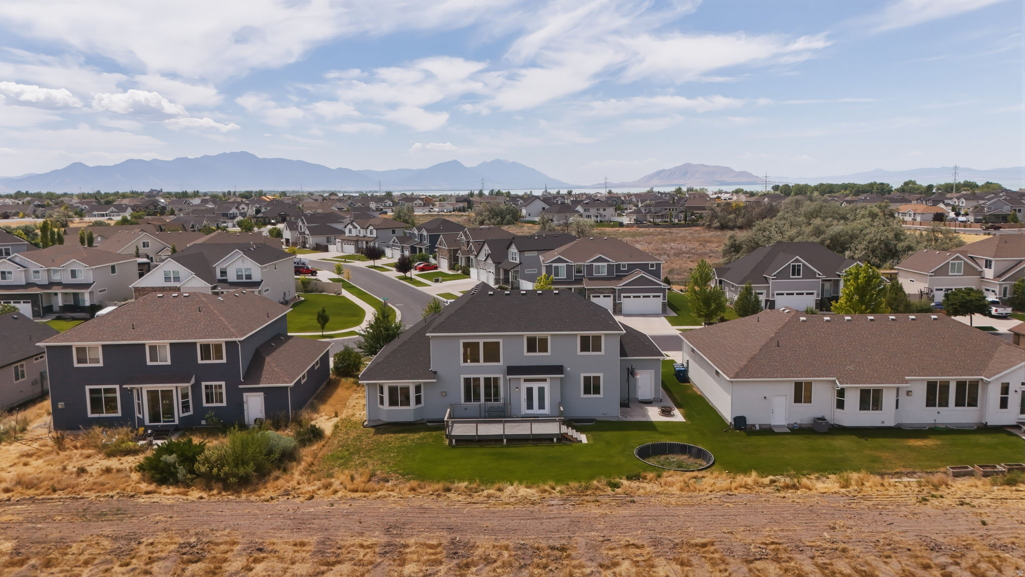 THE MEADOWS - Residential