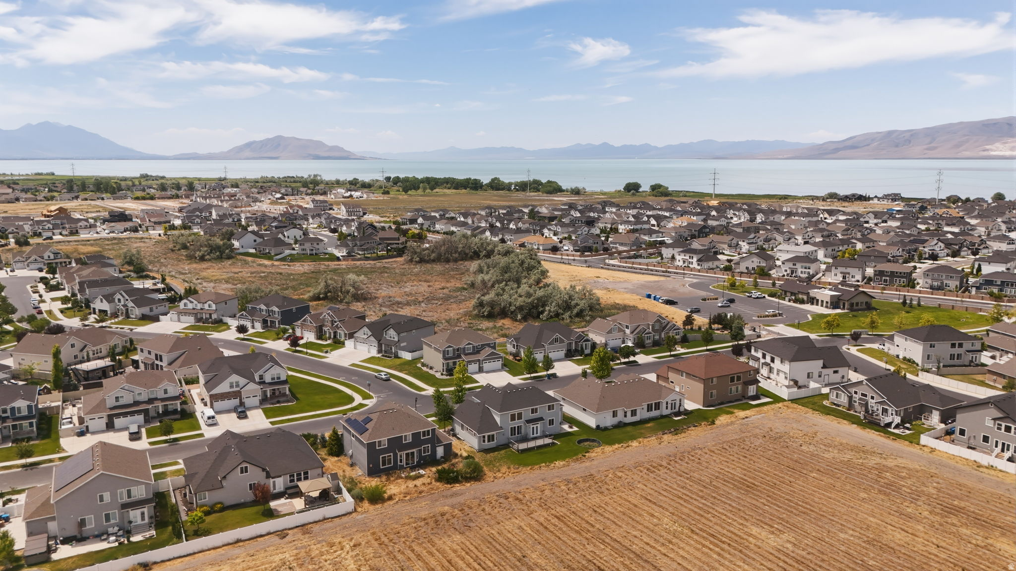 THE MEADOWS - Residential