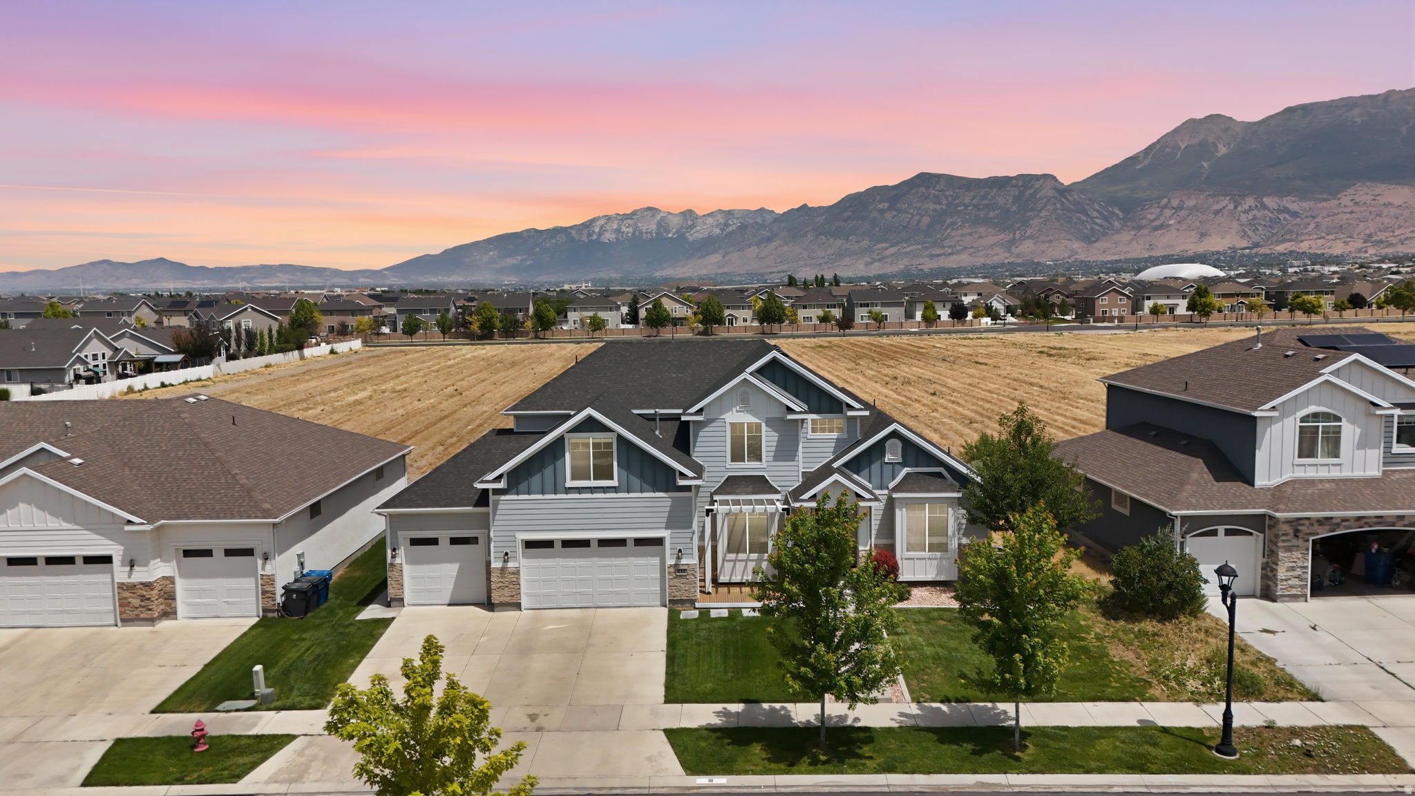 THE MEADOWS - Residential