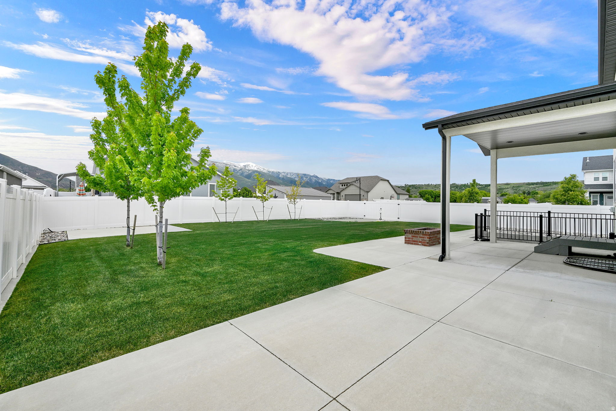 HARVEST PARK - Residential