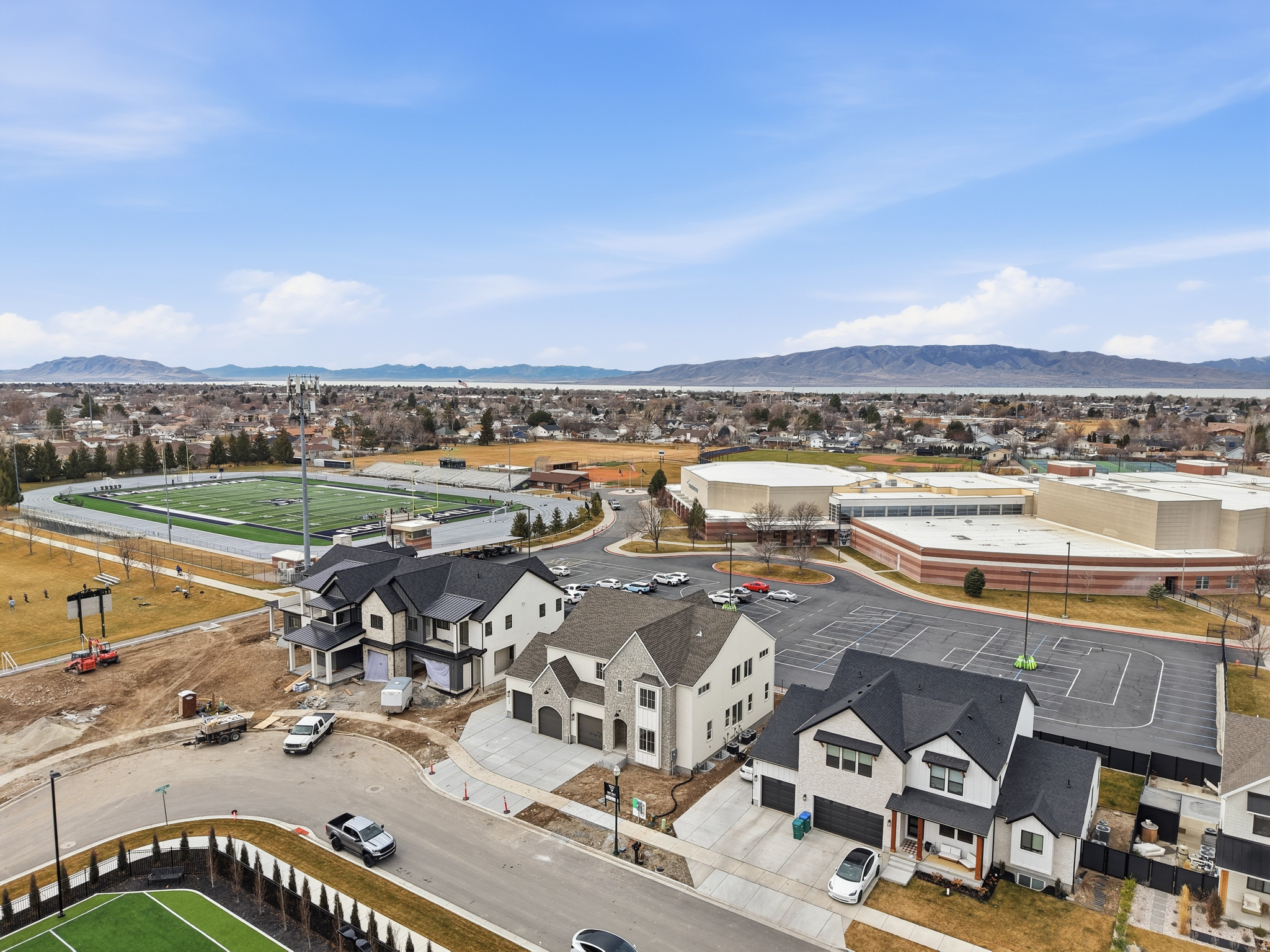 MOUNTAIN GROVE - Residential