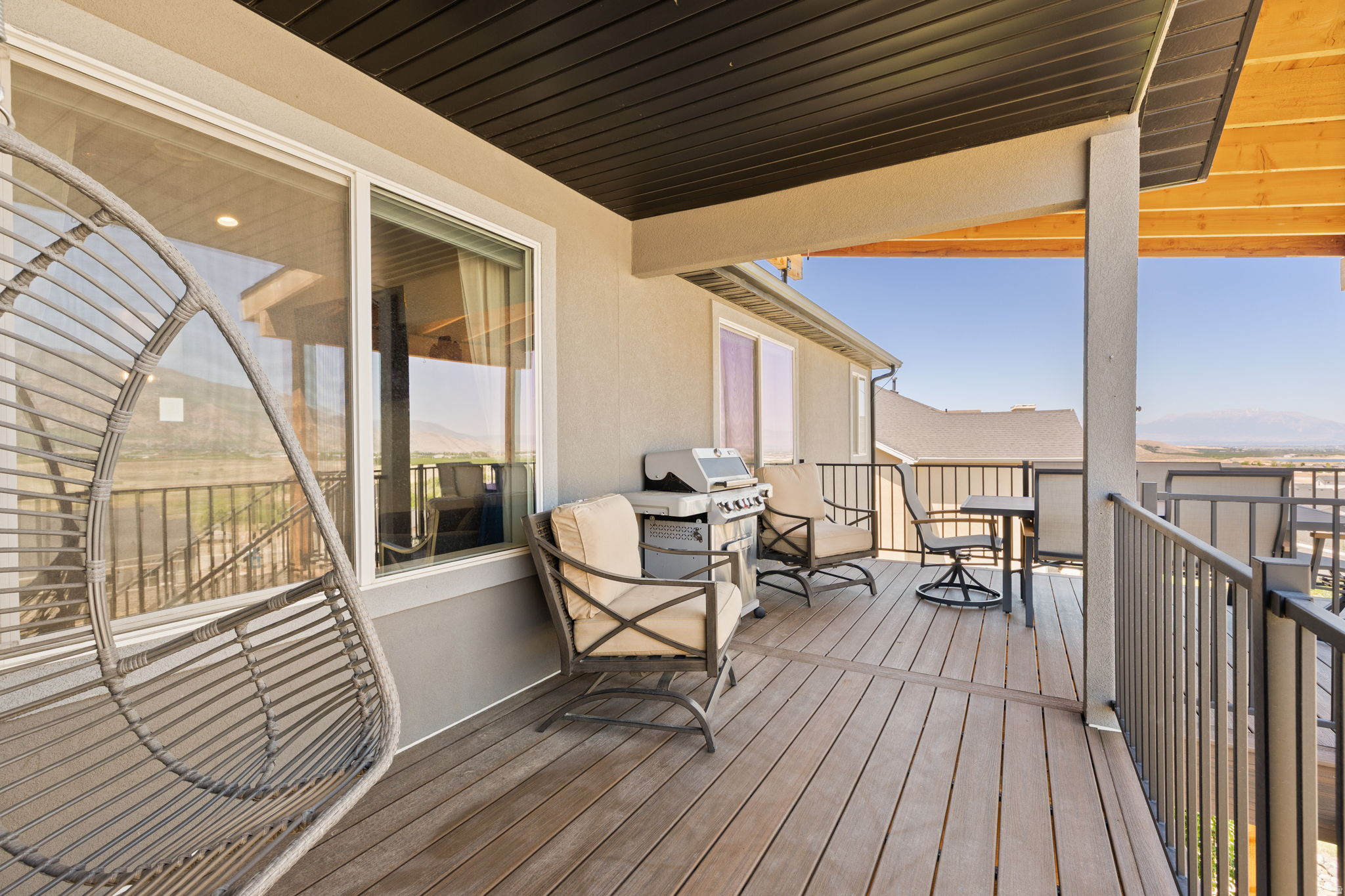 RIDGE - Residential