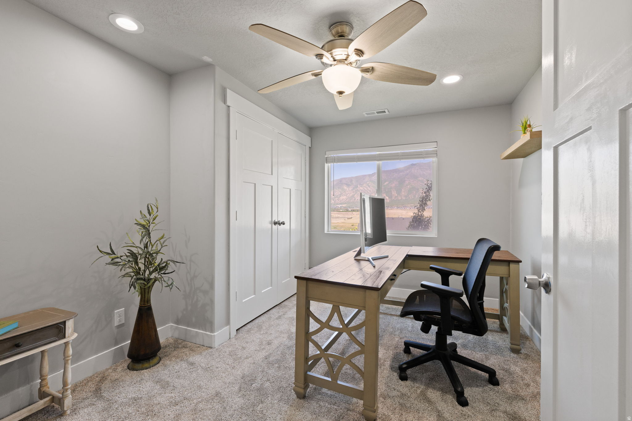 RIDGE - Residential