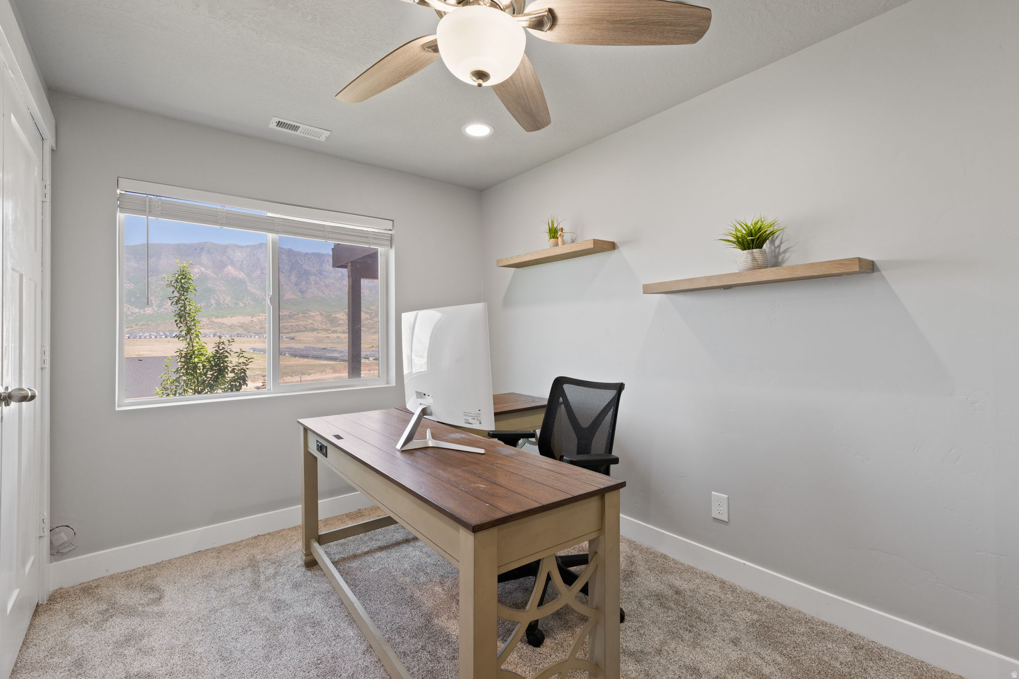 RIDGE - Residential